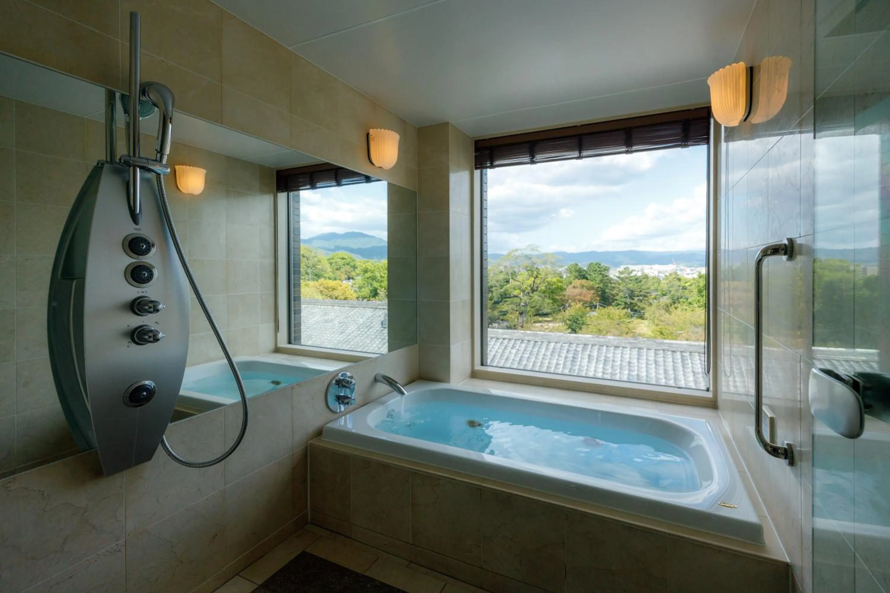 Natural landscape in Hotel Chourakukan Kyoto Gion 長楽館 京都