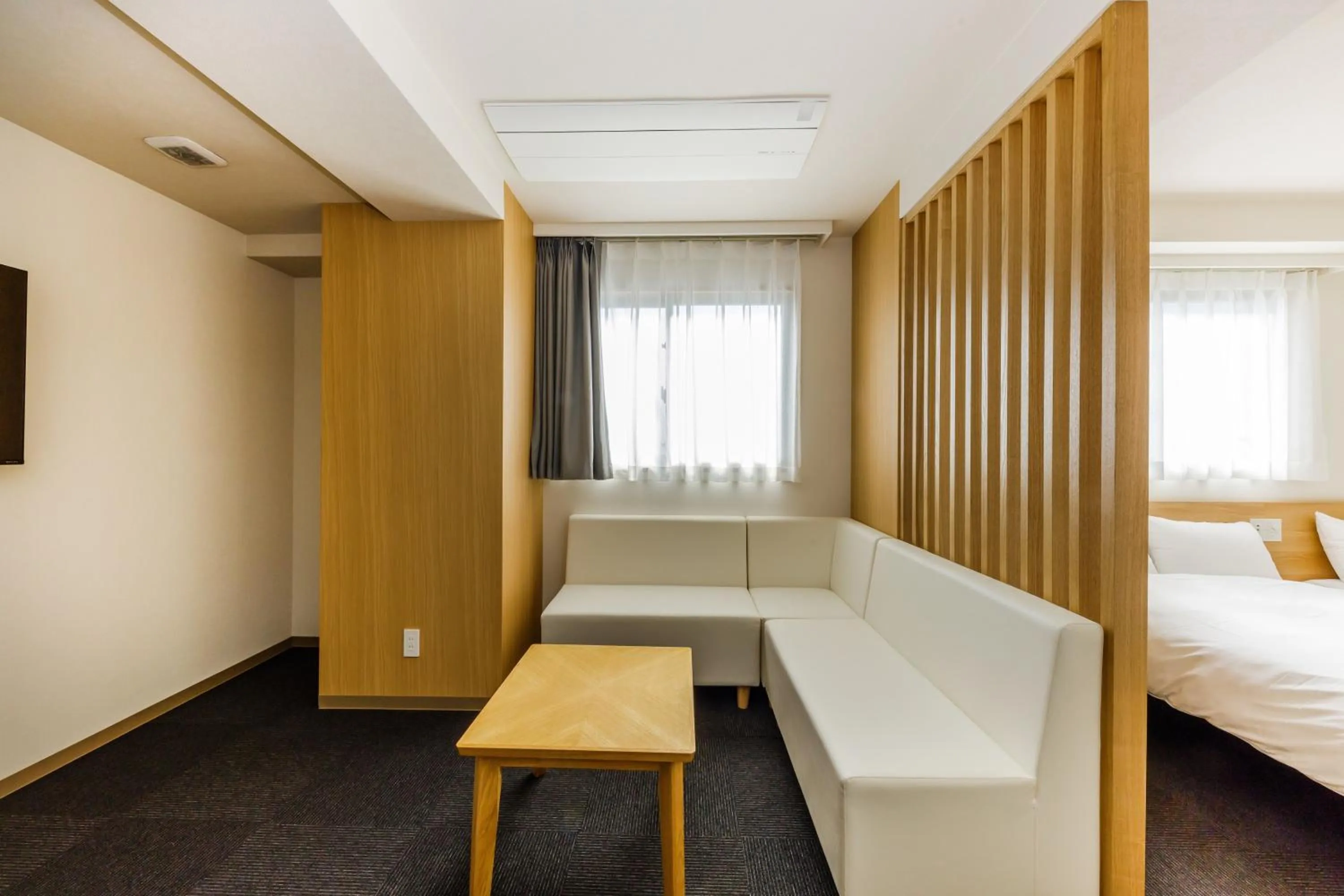 Photo of the whole room in HOPETREE OSAKA GRAND