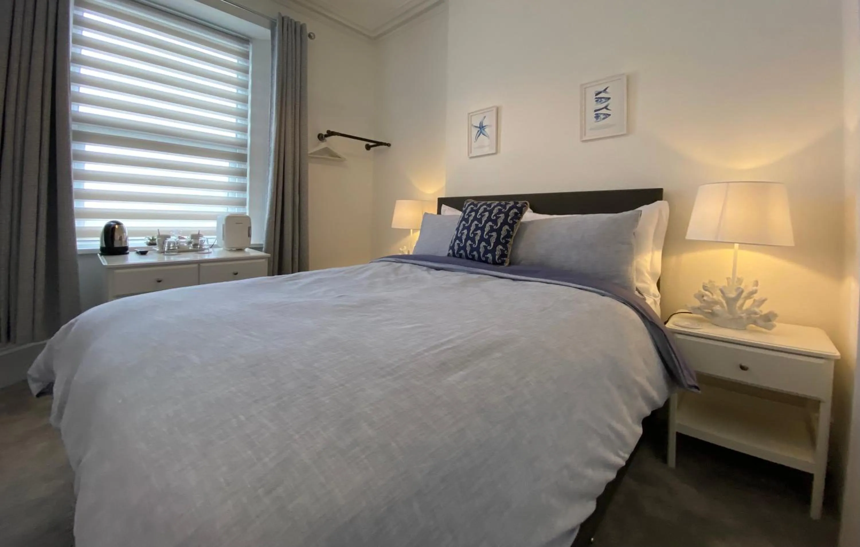 Bed in Rooms At Babbacombe