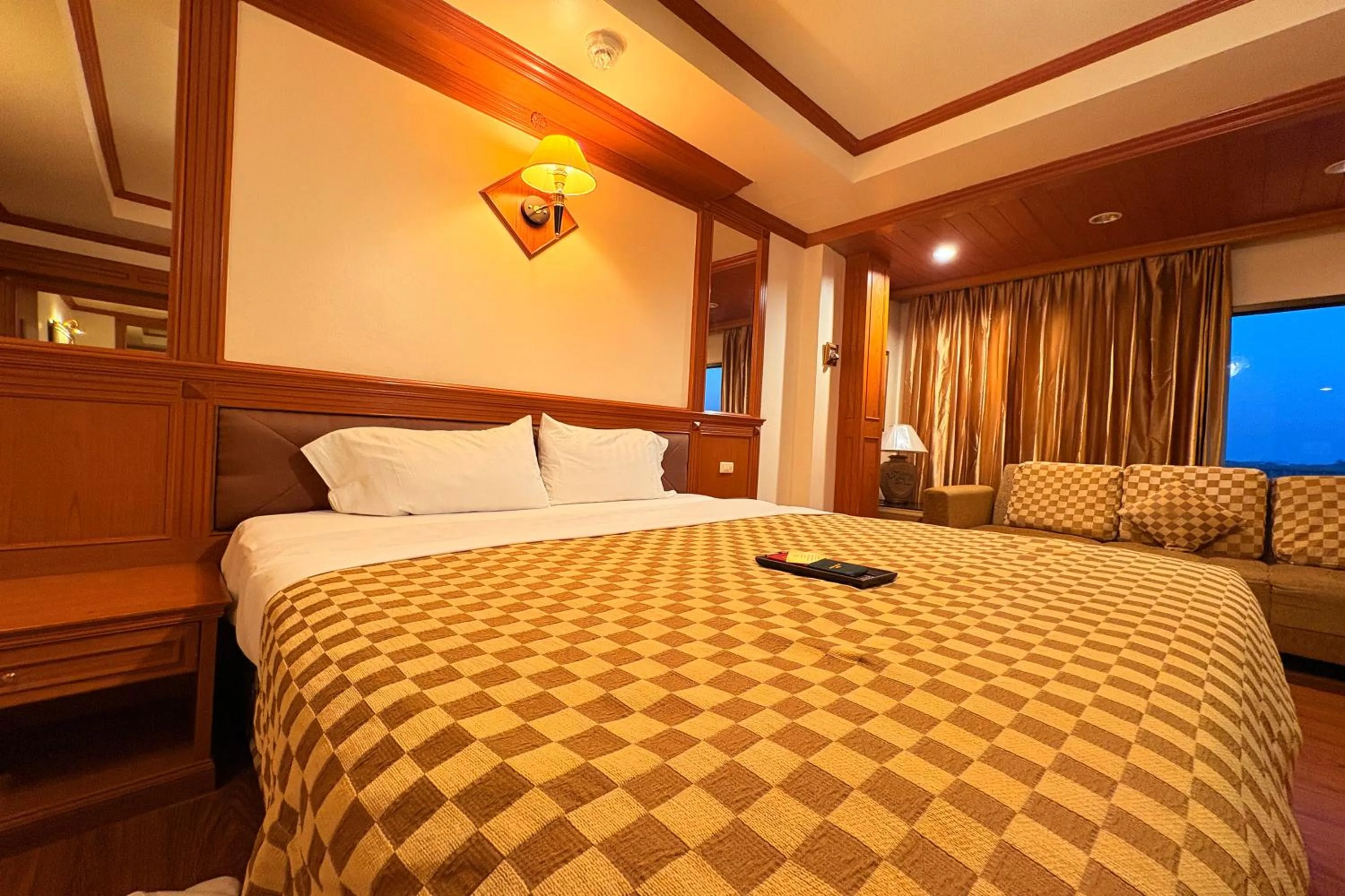 Photo of the whole room, Bed in Taksila Hotel