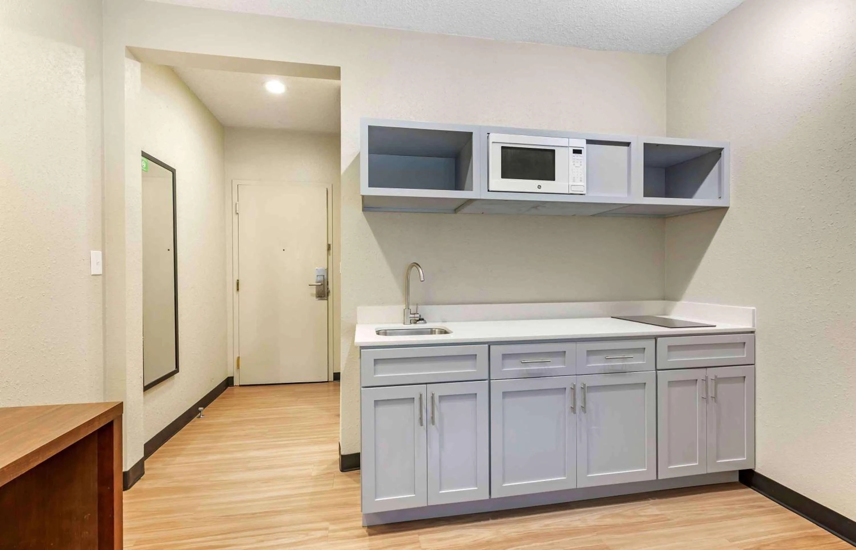 Bedroom in Extended Stay America Suites - Buffalo - Airport