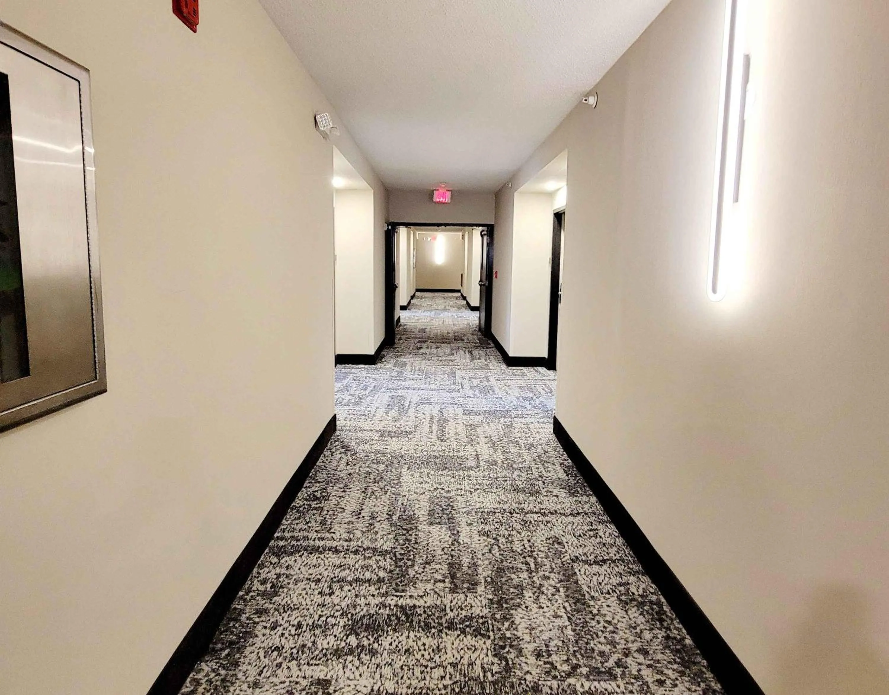 Lobby or reception in Extended Stay America Suites - Buffalo - Airport