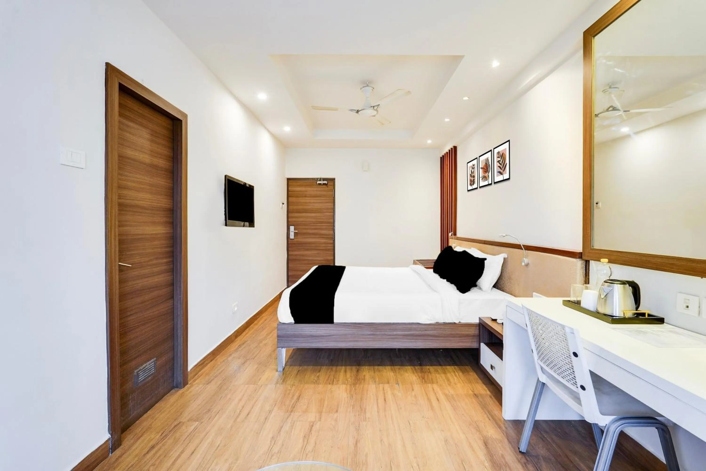 Bedroom, Bed in Townhouse Oak Kodambakkam Formerly Cine City