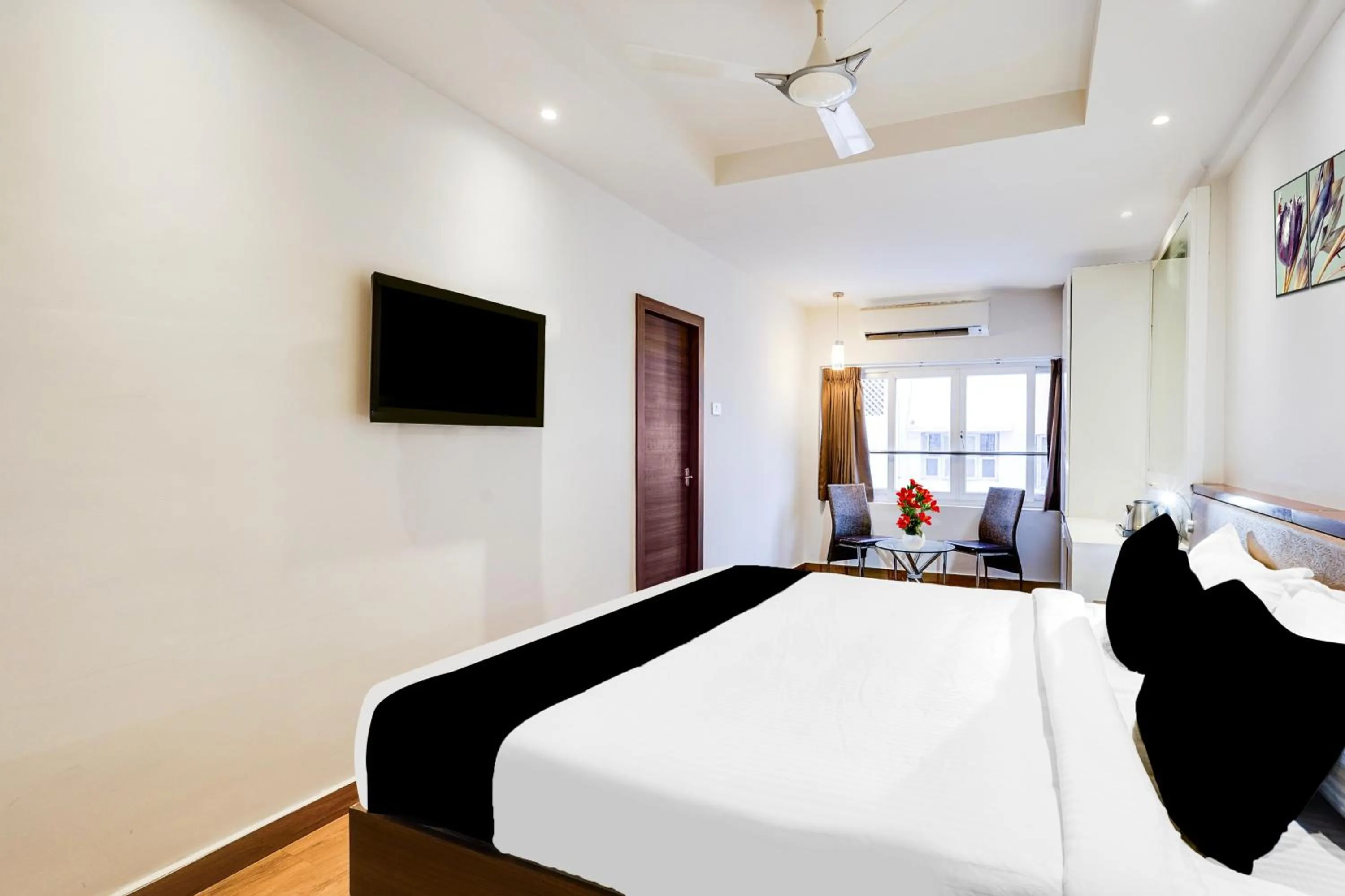 Bedroom, Bed in Townhouse Oak Kodambakkam Formerly Cine City
