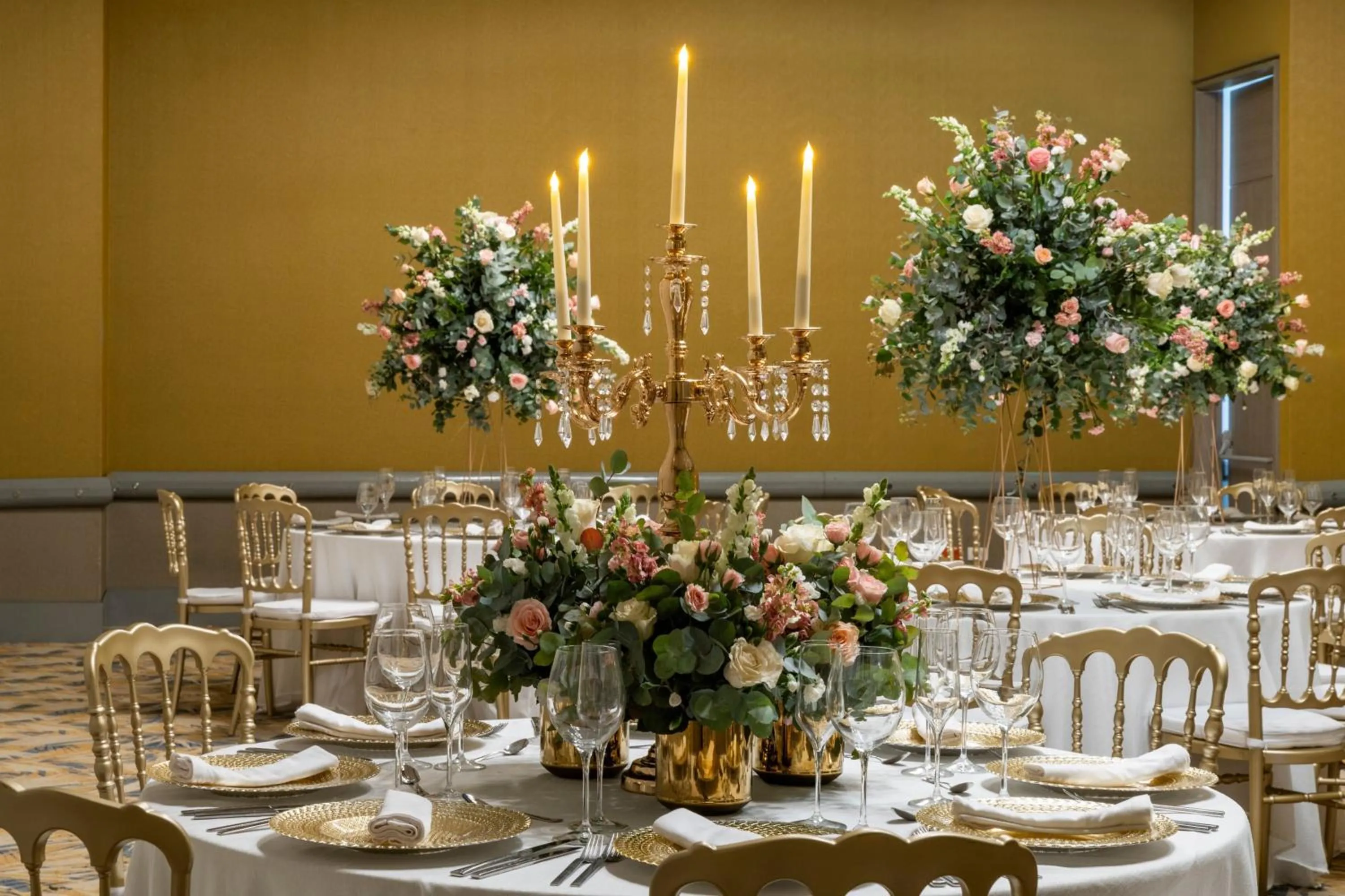 Banquet/Function facilities in Cali Marriott Hotel