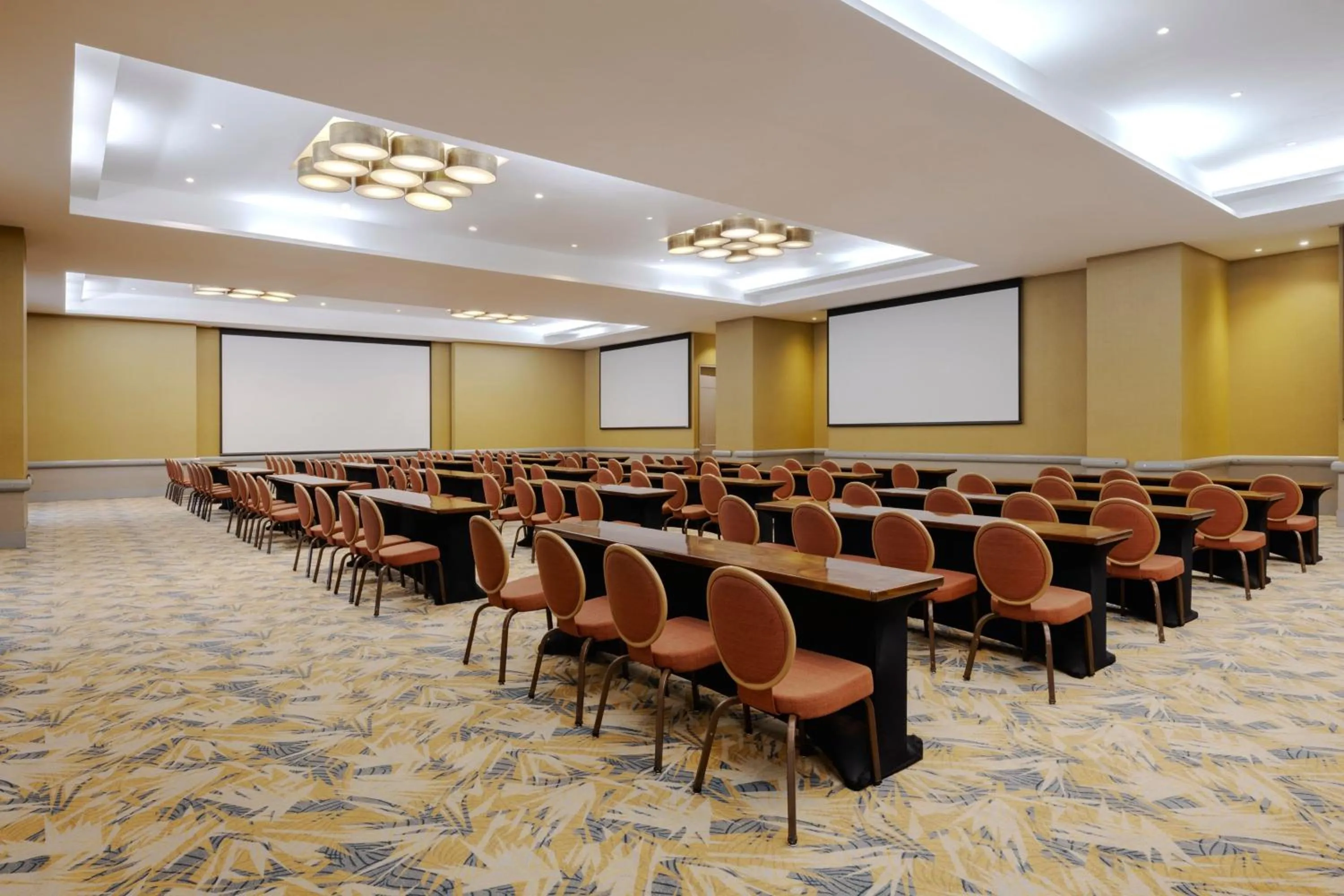 Meeting/conference room in Cali Marriott Hotel