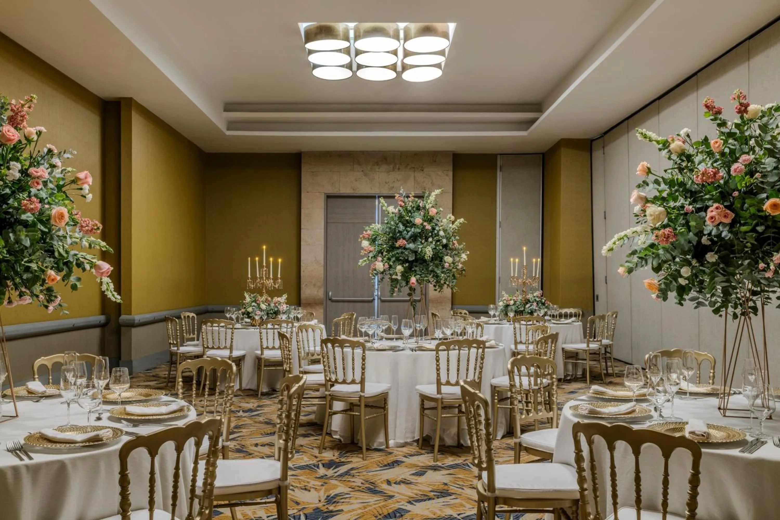 Banquet/Function facilities in Cali Marriott Hotel
