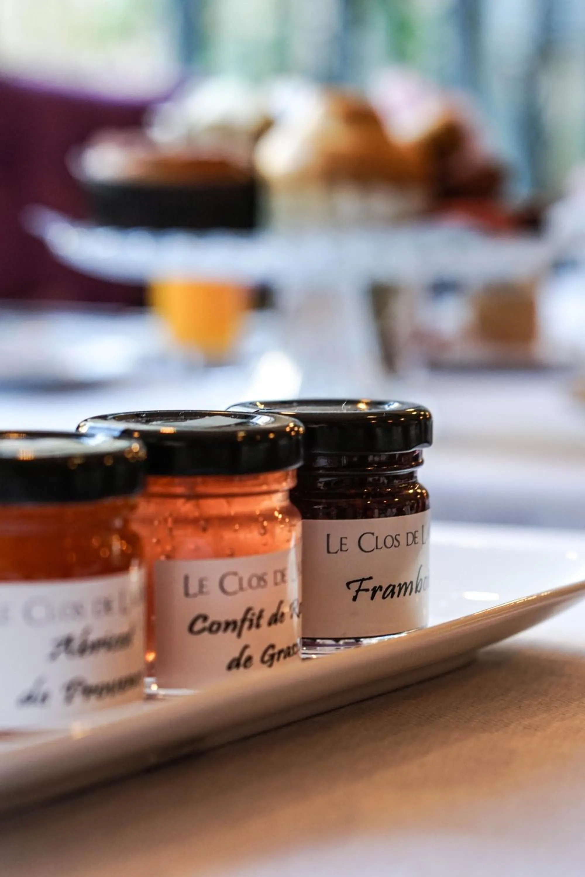 Breakfast in Villa Pruly Hotel Cannes Centre