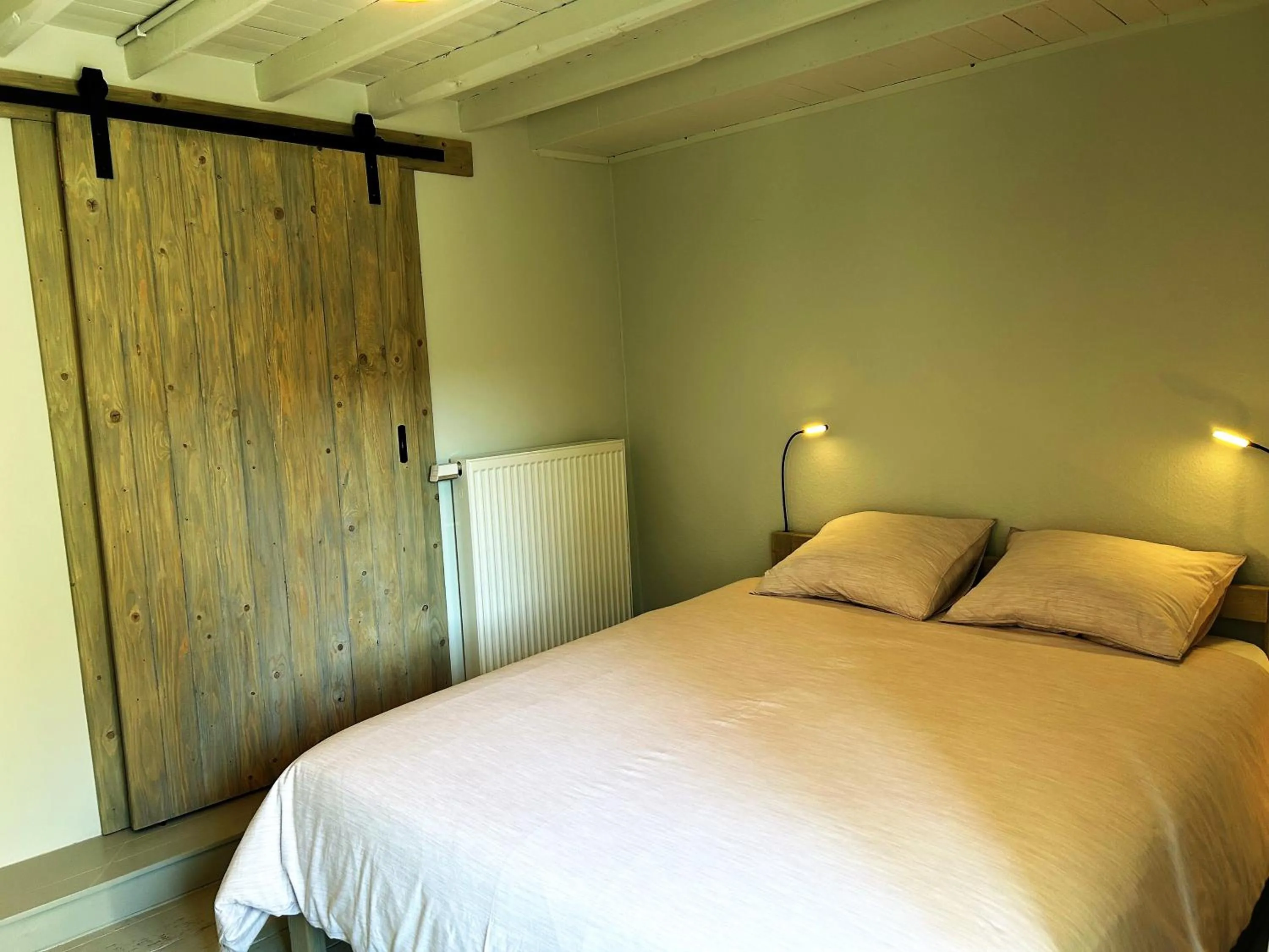 Bedroom, Bed in B&B Le Nid d'Hirondelle