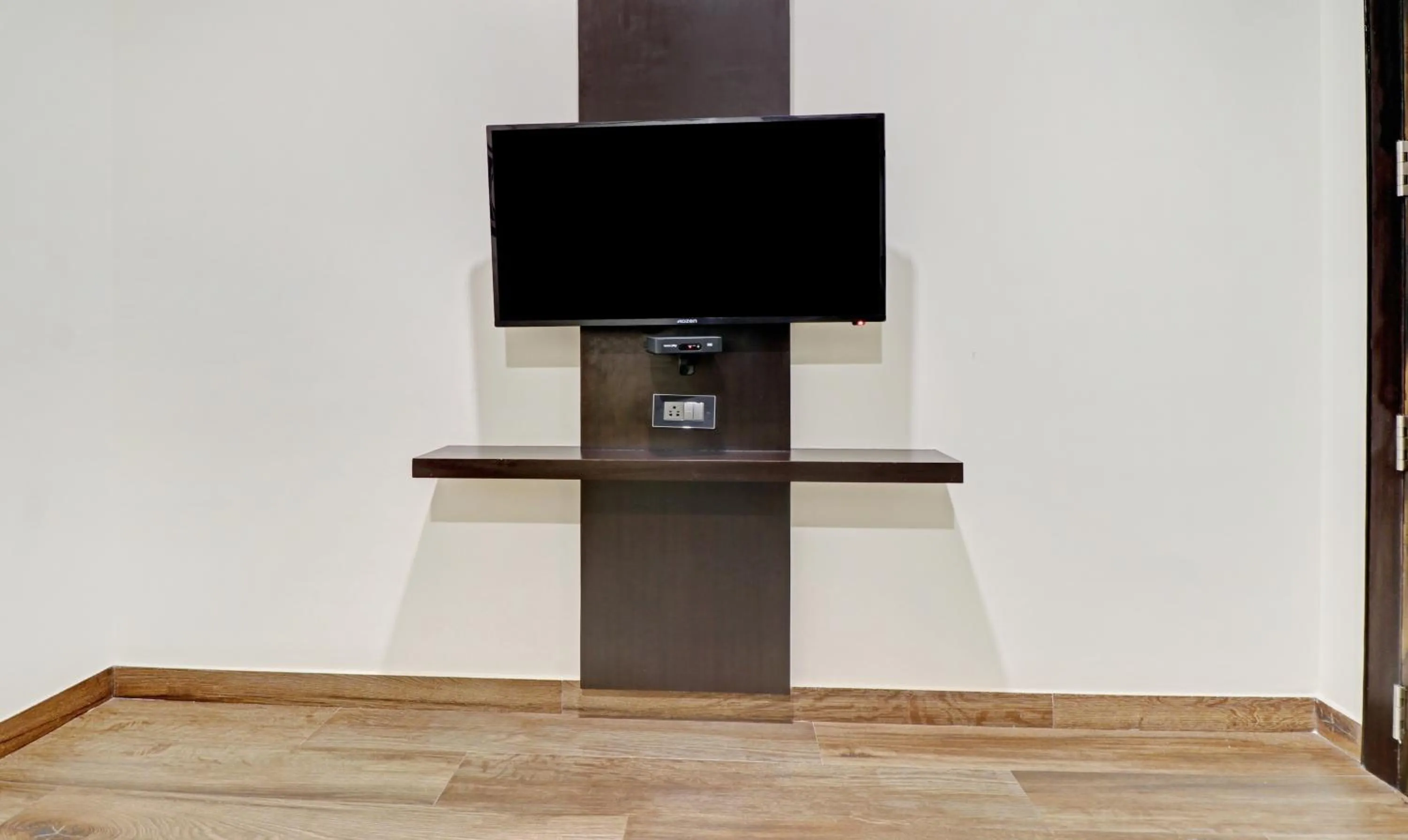 TV and multimedia in Treebo Premium Raj Vista Global Village