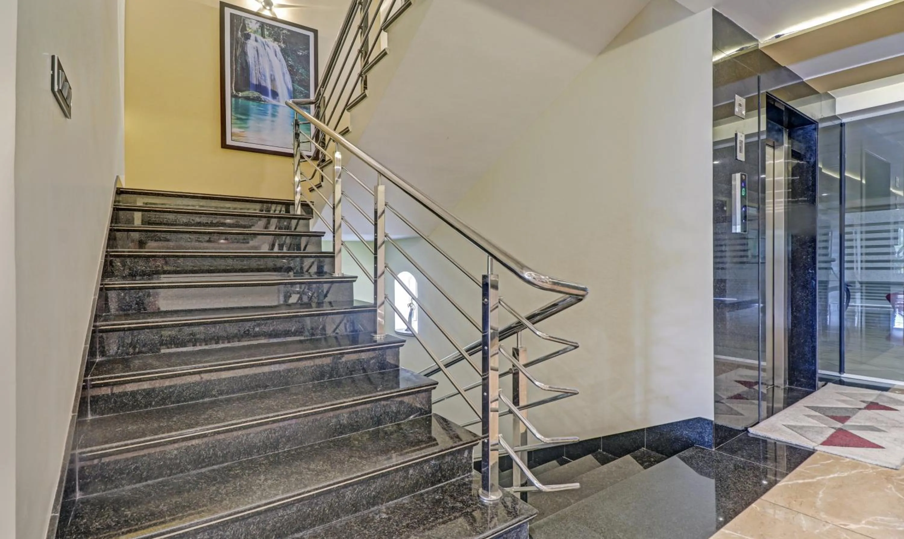 Lobby or reception in Treebo Premium Raj Vista Global Village