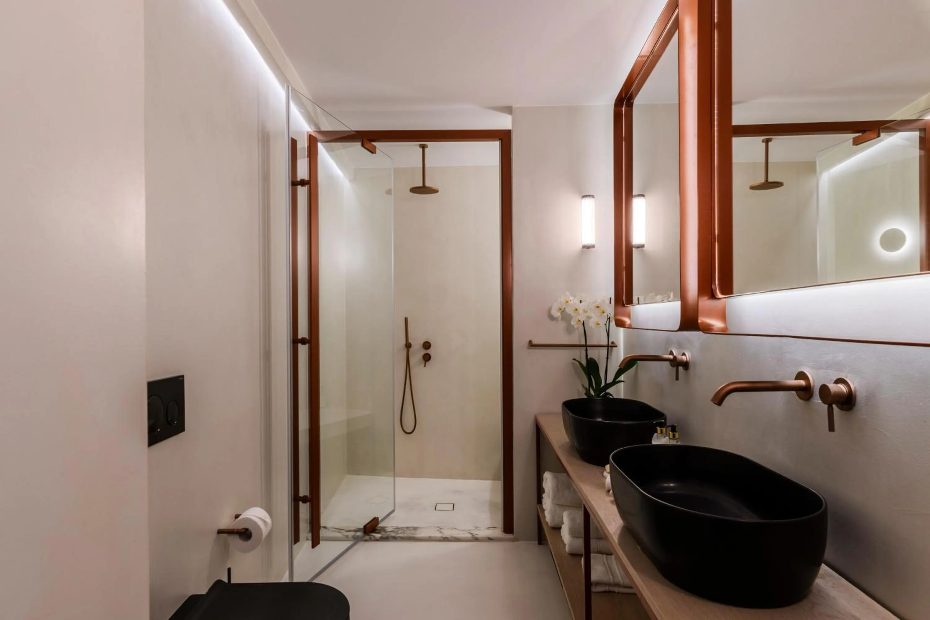 Bathroom in Mykonos Gem