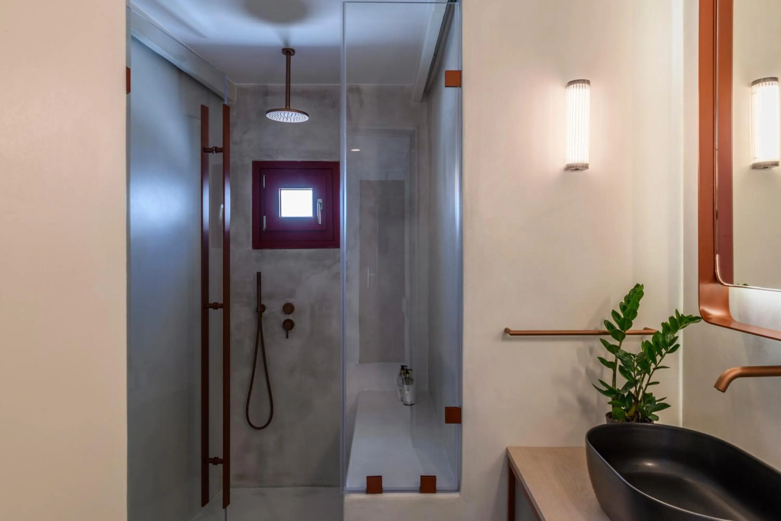 Bathroom in Mykonos Gem