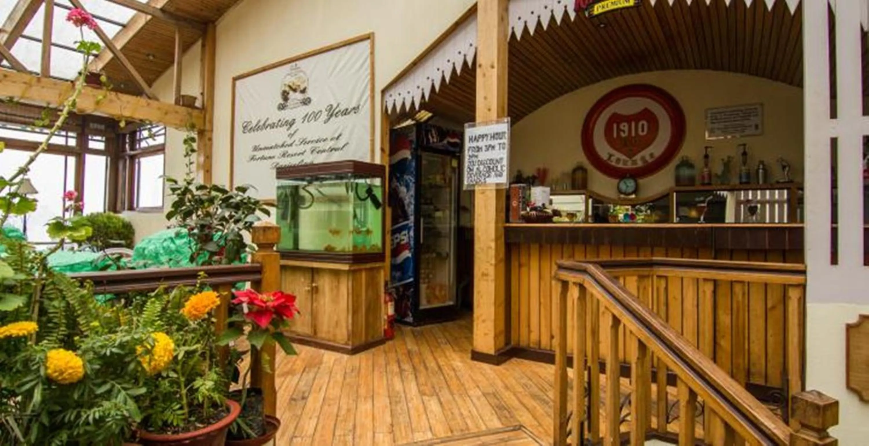 Lounge or bar in Central Heritage Resort & Spa Formerly Fortune ITC Resort