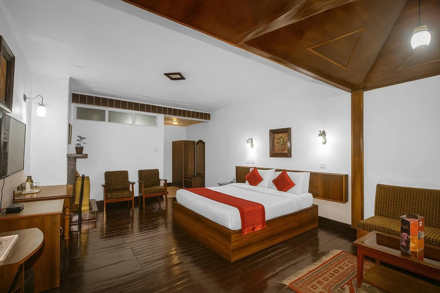 Bedroom, Bed in Central Heritage Resort & Spa Formerly Fortune ITC Resort