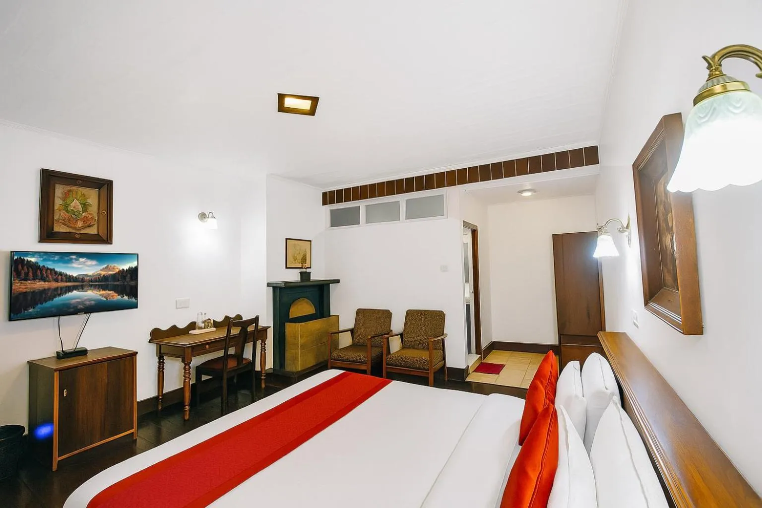 Bedroom, Bed in Central Heritage Resort & Spa Formerly Fortune ITC Resort