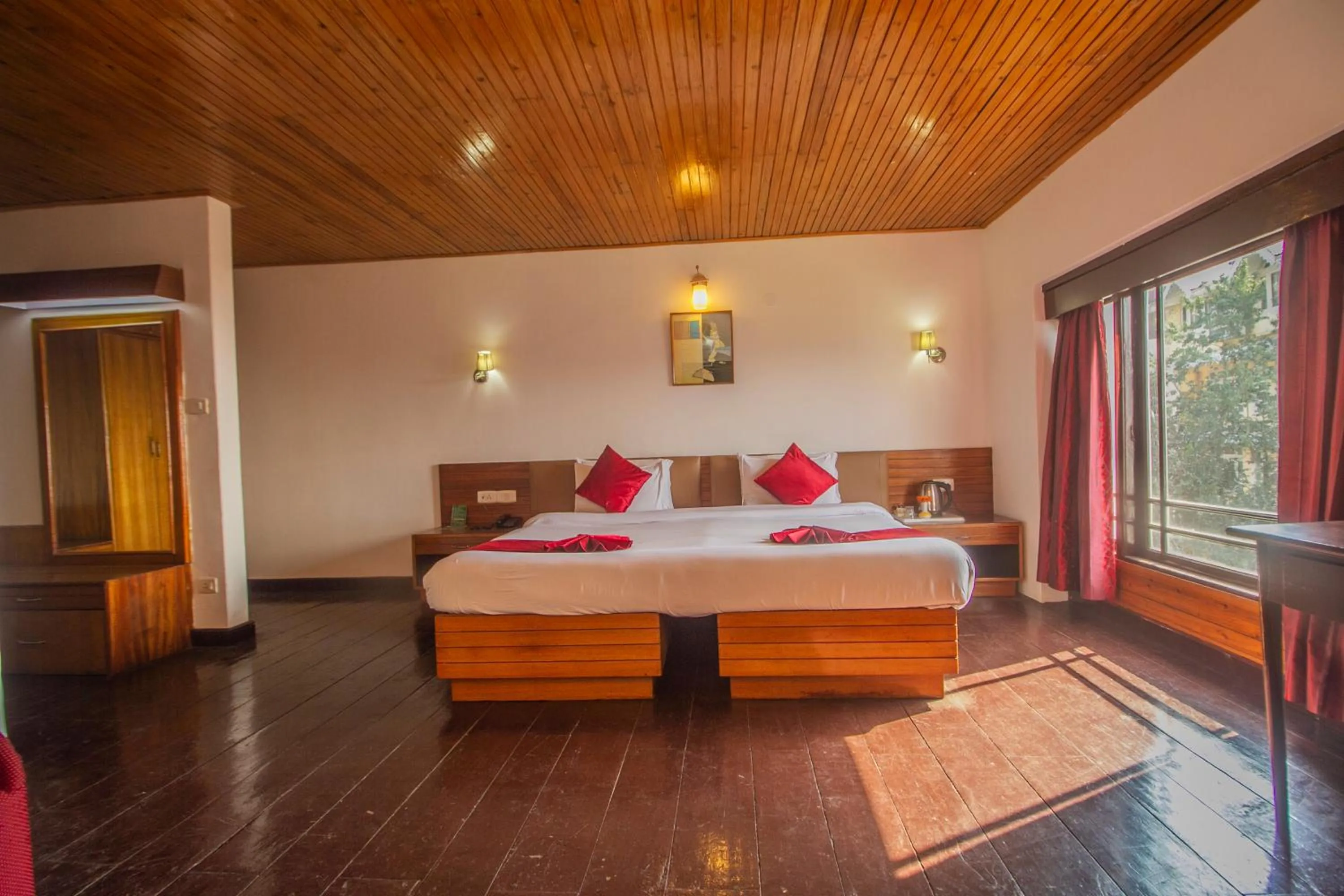 Bedroom, Bed in Central Heritage Resort & Spa Formerly Fortune ITC Resort