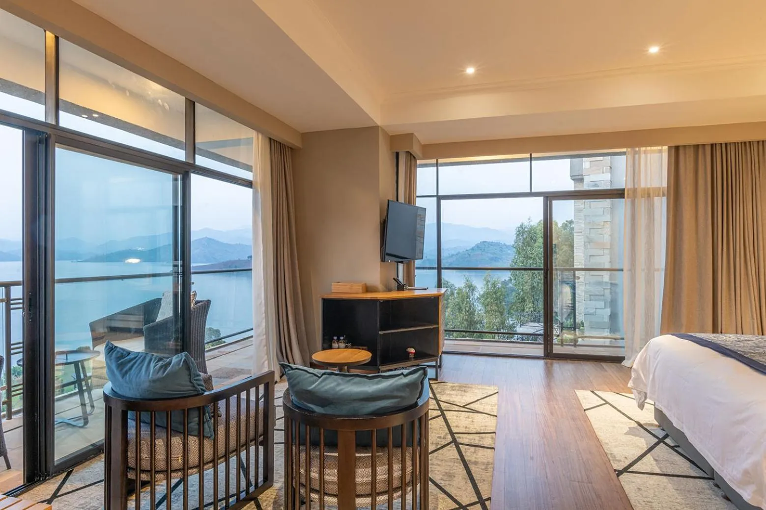 Seating area in CLEO LAKE KIVU HOTEL