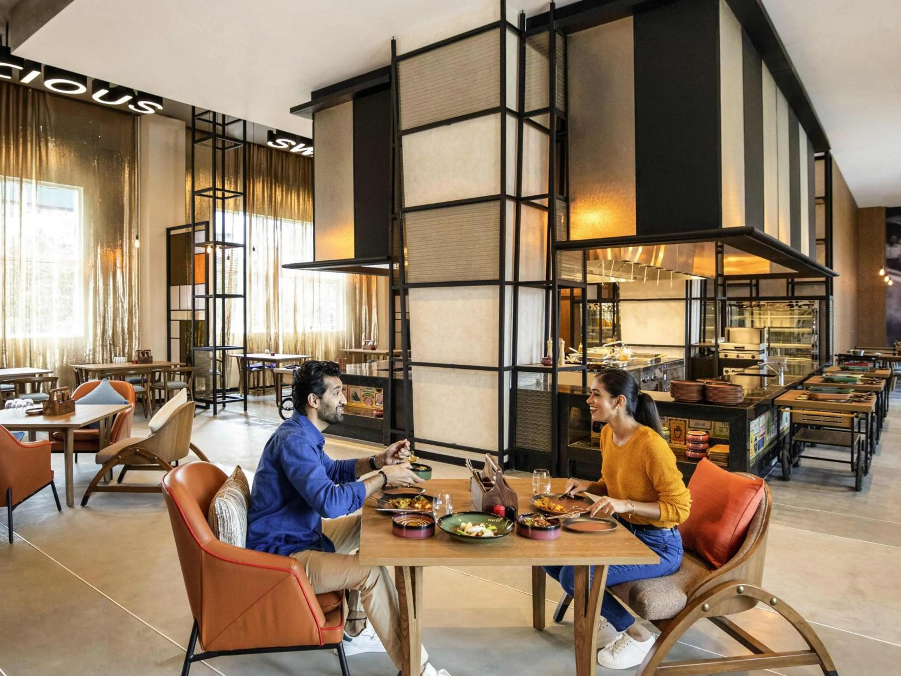 Restaurant/places to eat in ibis Mumbai Vikhroli - An Accor Brand