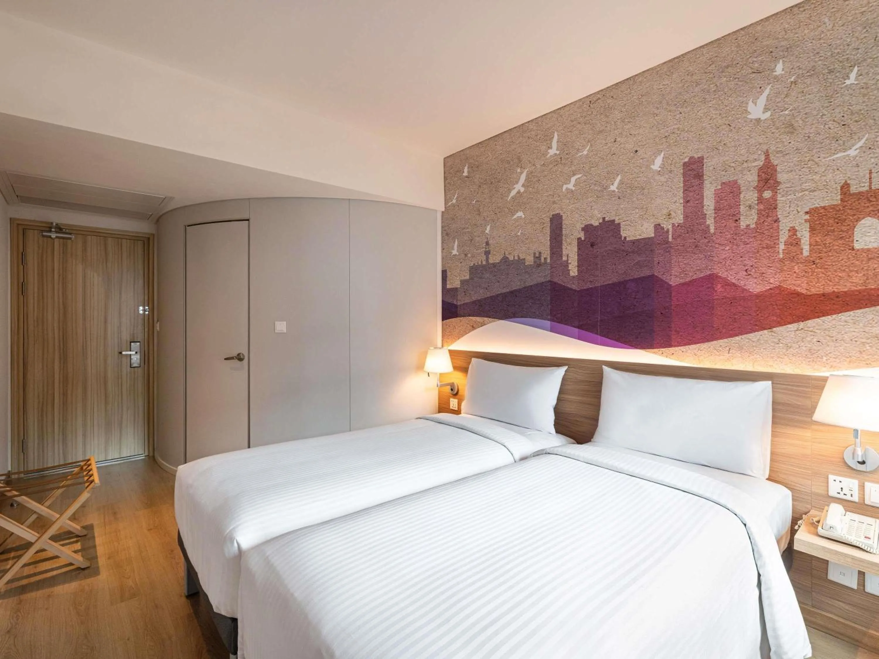 Property building, Bed in ibis Mumbai Vikhroli - An Accor Brand