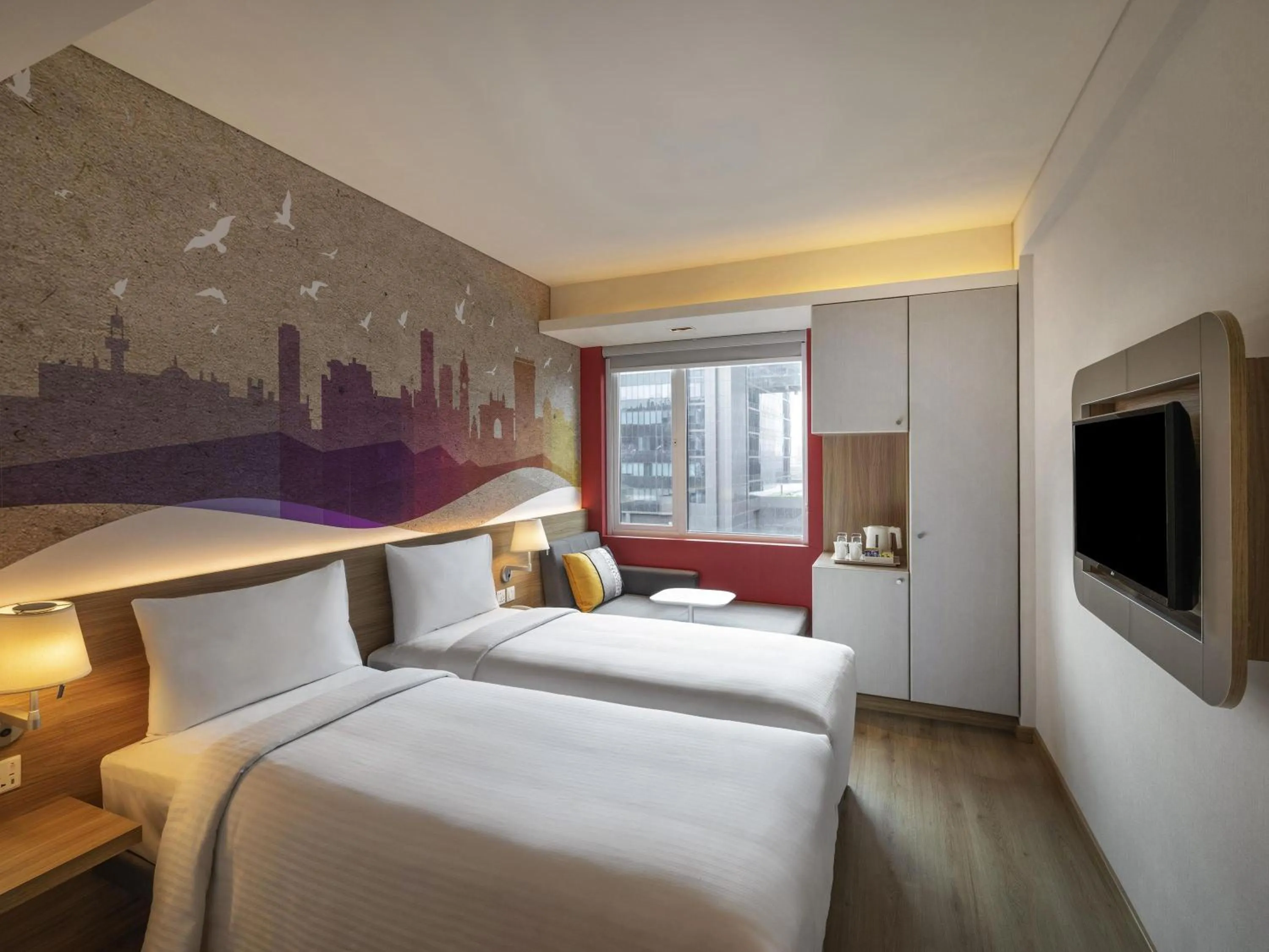 Bedroom, Bed in ibis Mumbai Vikhroli - An Accor Brand