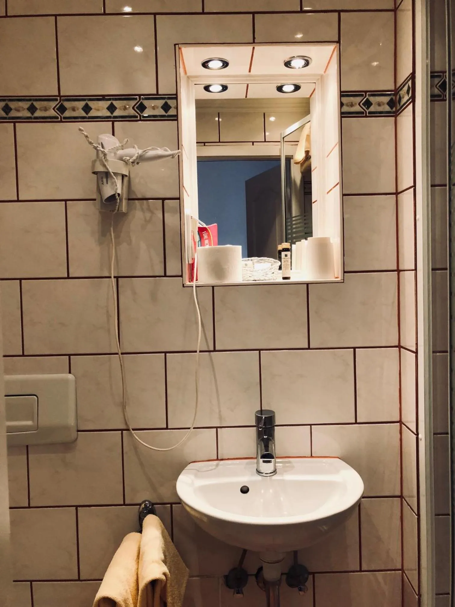 Photo of the whole room in Hotel Mariahilf München