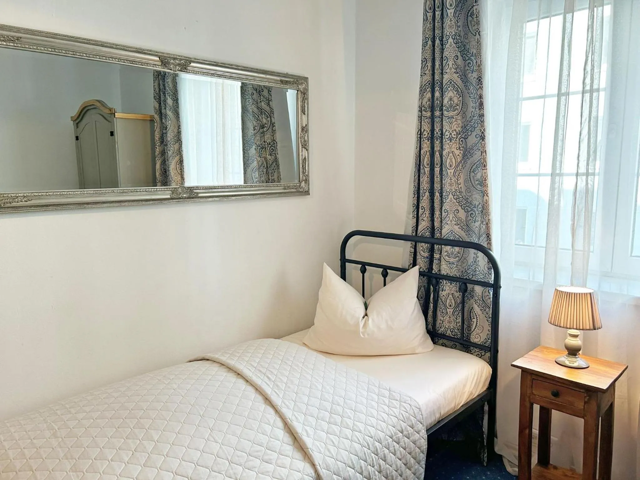 Bed in Hotel Mariahilf München