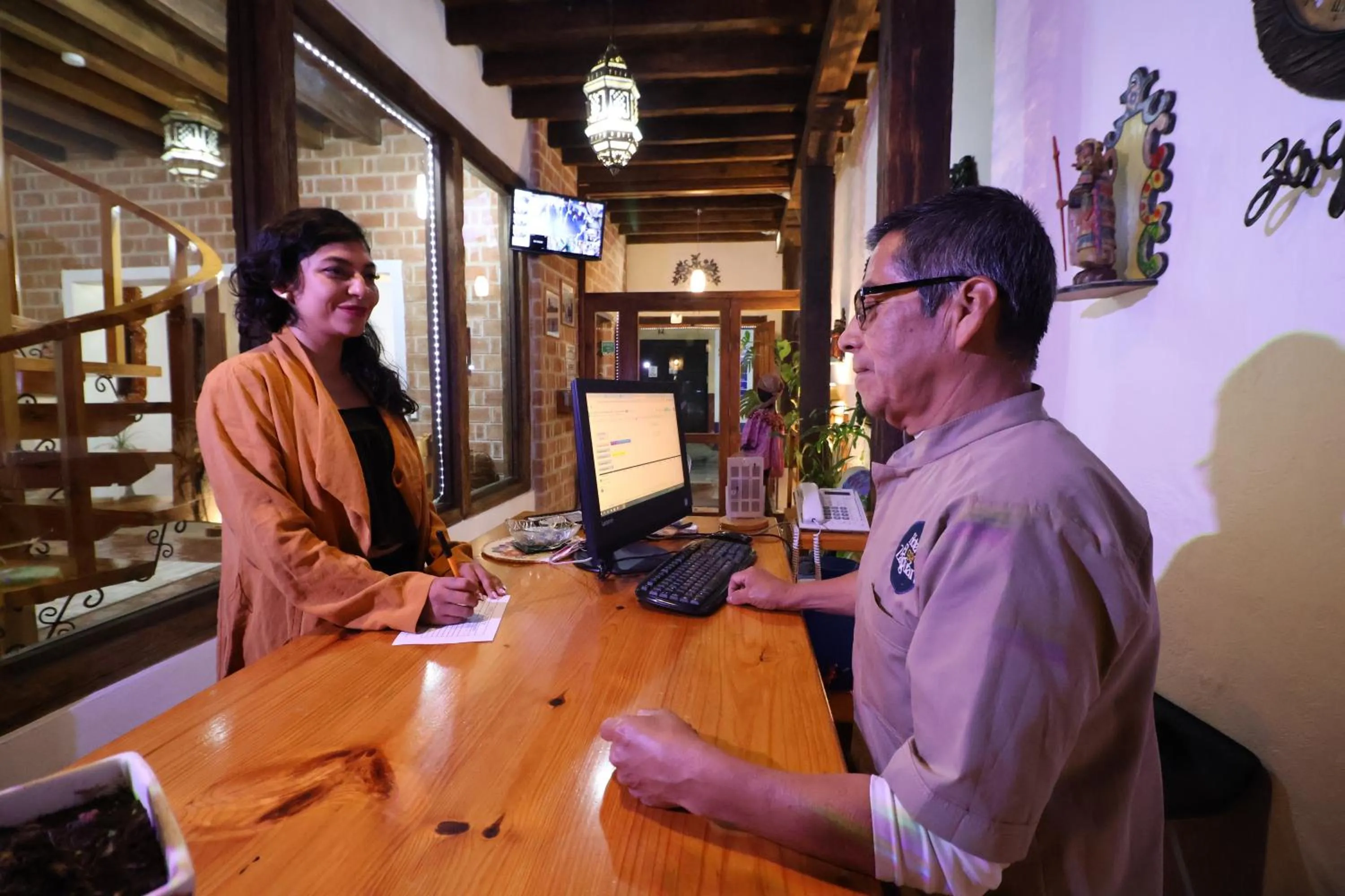 Staff in Hotel El Zaguán Histórico