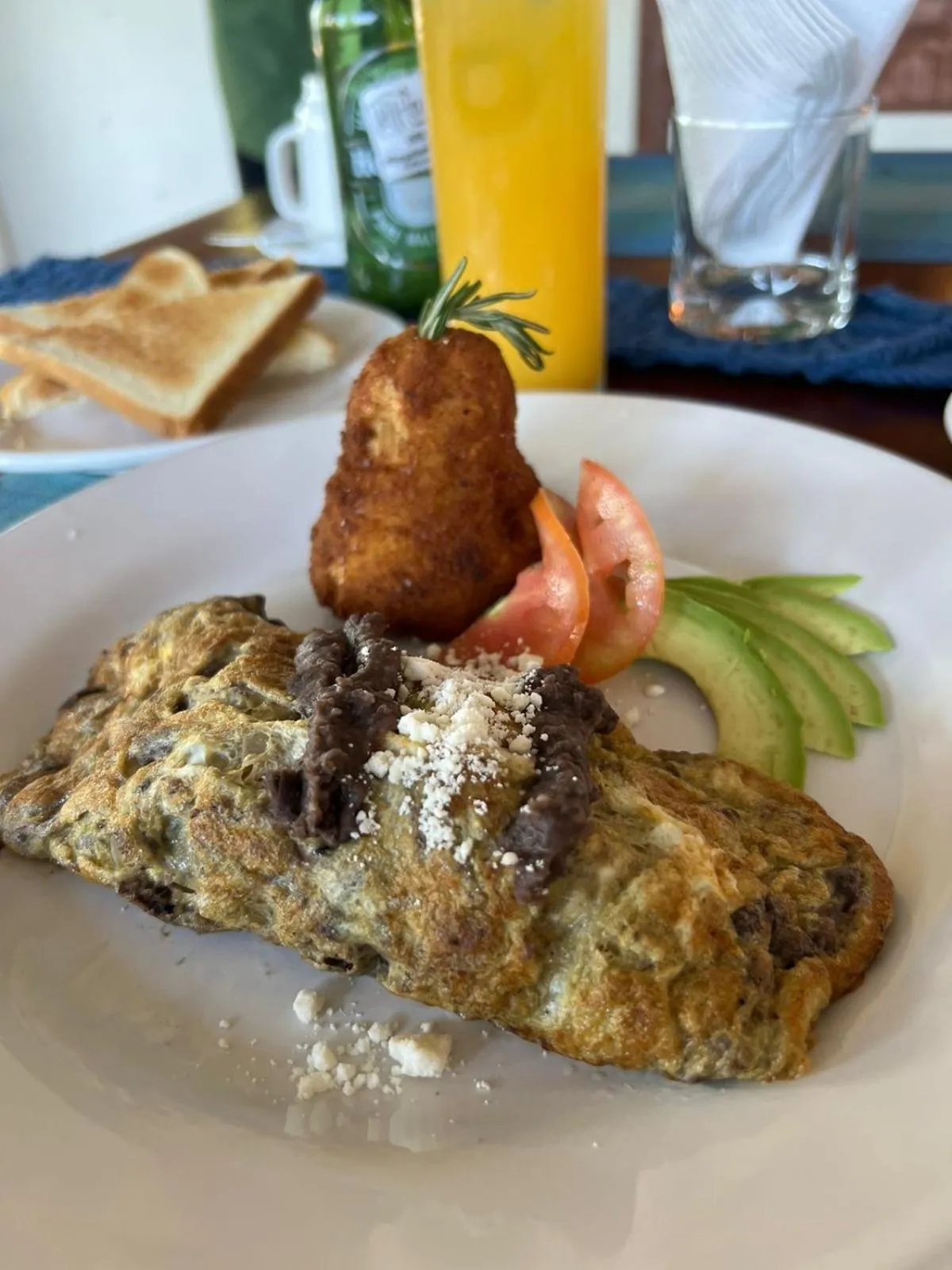 Restaurant/places to eat in Casa Astral Eco Luxury Holbox Island - Sunset and Ocean View with Rooftop Pool