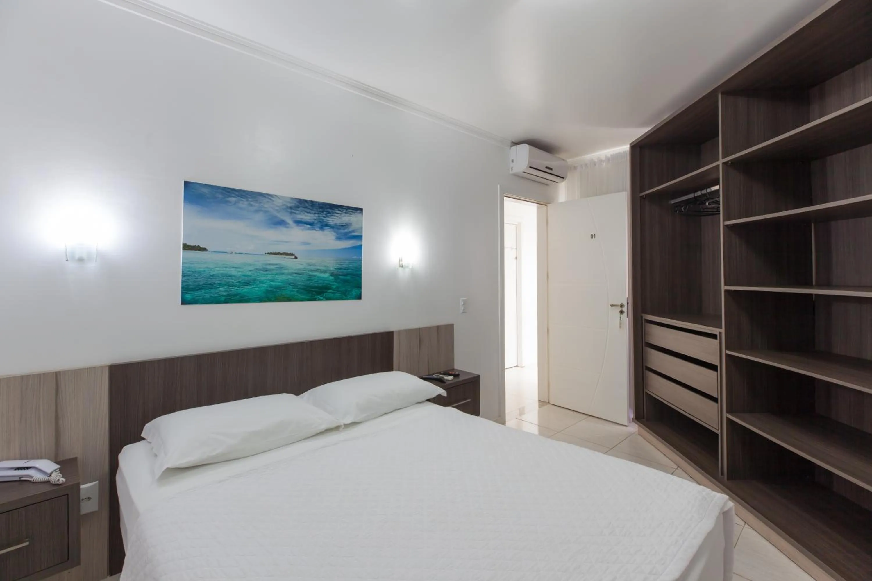 Photo of the whole room, Bed in Pousada Oásis de Mariscal