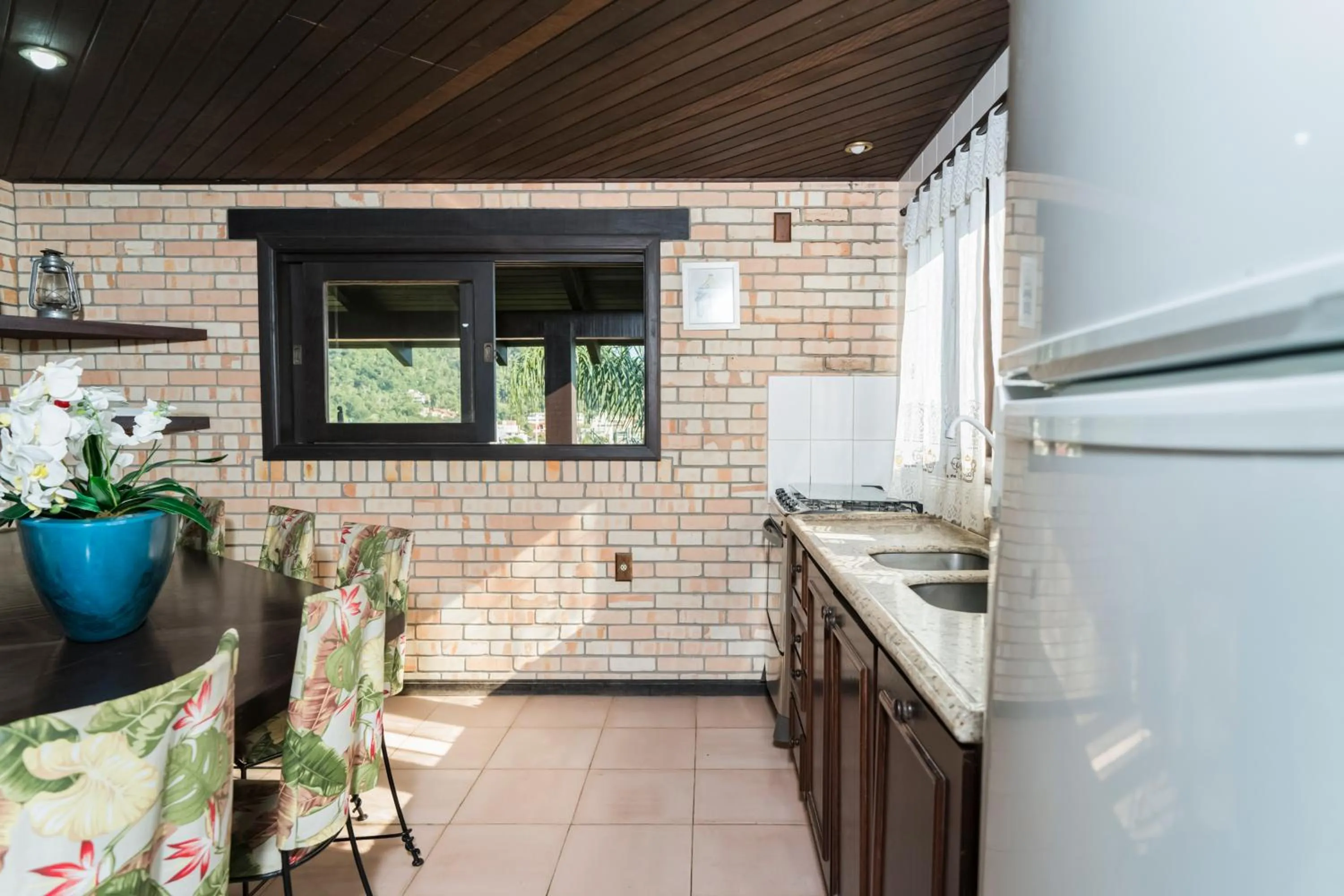 kitchen in Pousada Albacora