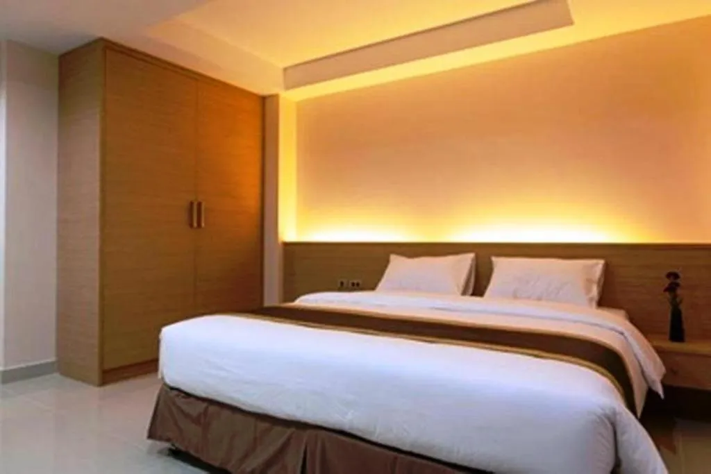 Bed in Gateway Hotel Pratunam