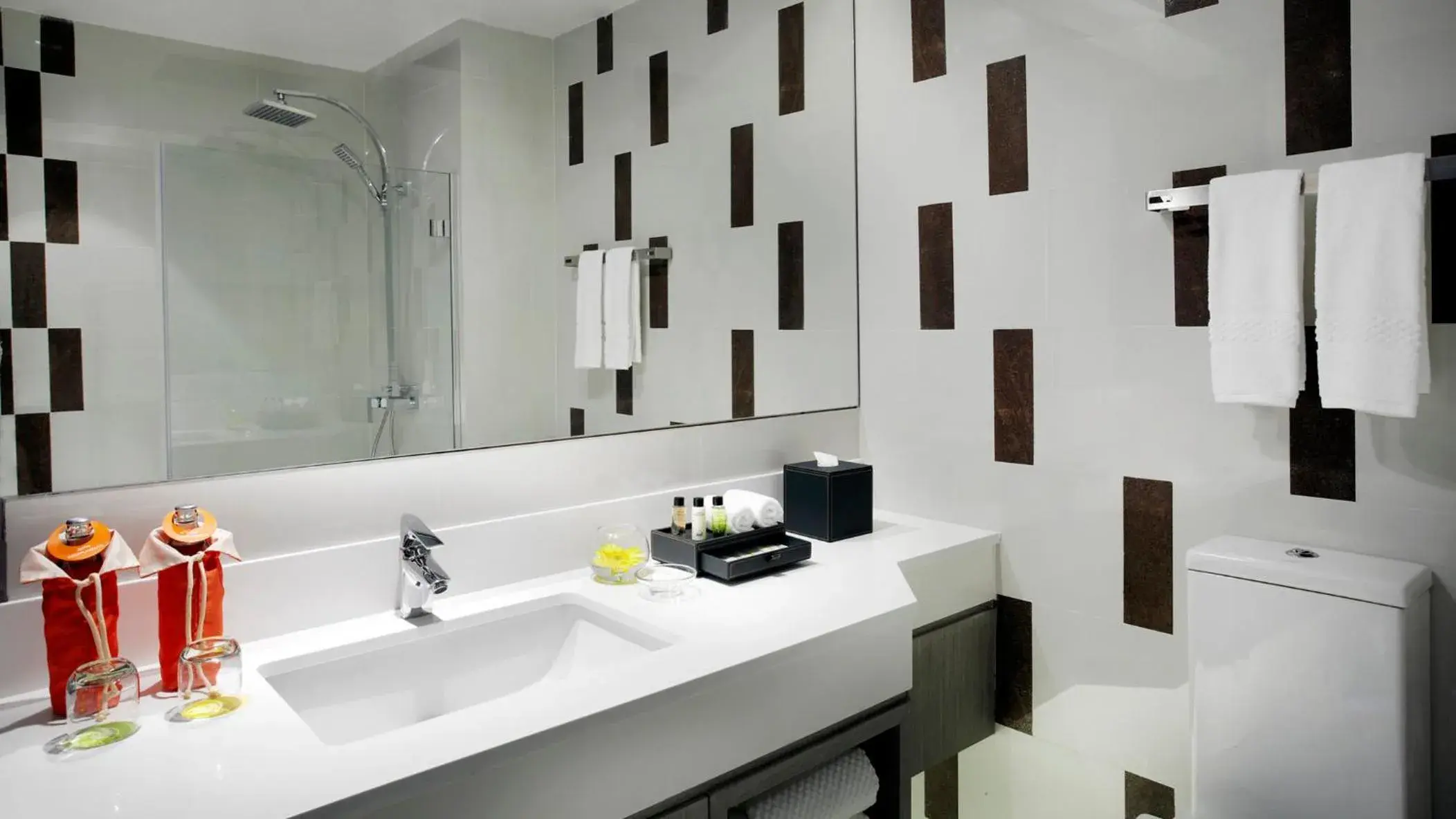 Deluxe Twin Room with Garden View in Amari Buriram United Deluxe Twin Room with Garden View in Amari Buriram United