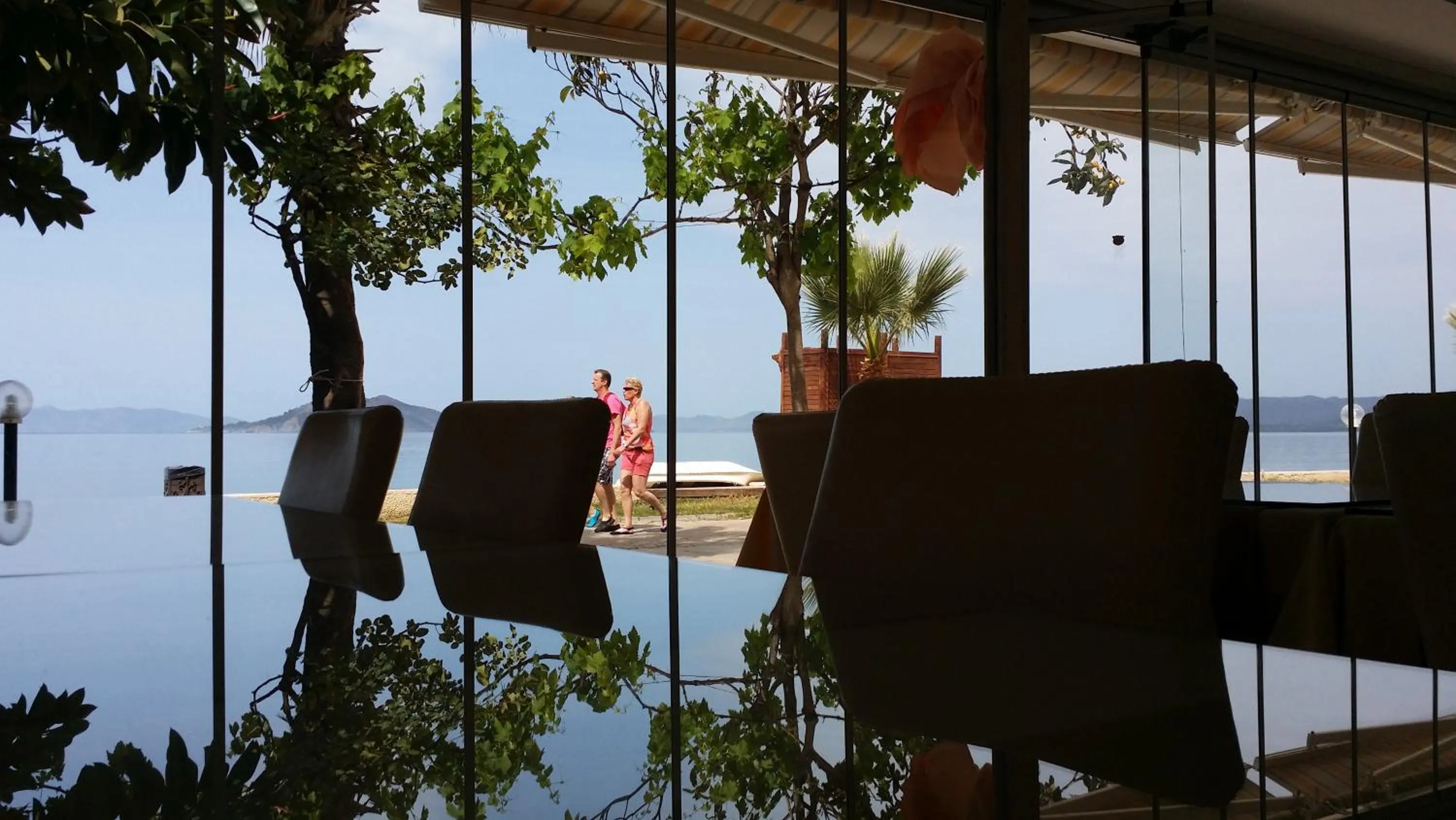 Restaurant/places to eat in Hotel Berlin