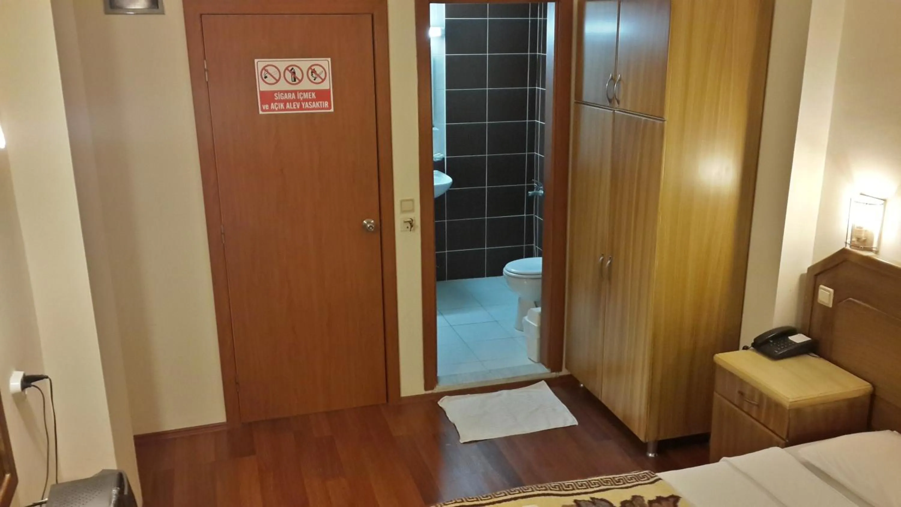 Photo of the whole room in Hotel Berlin