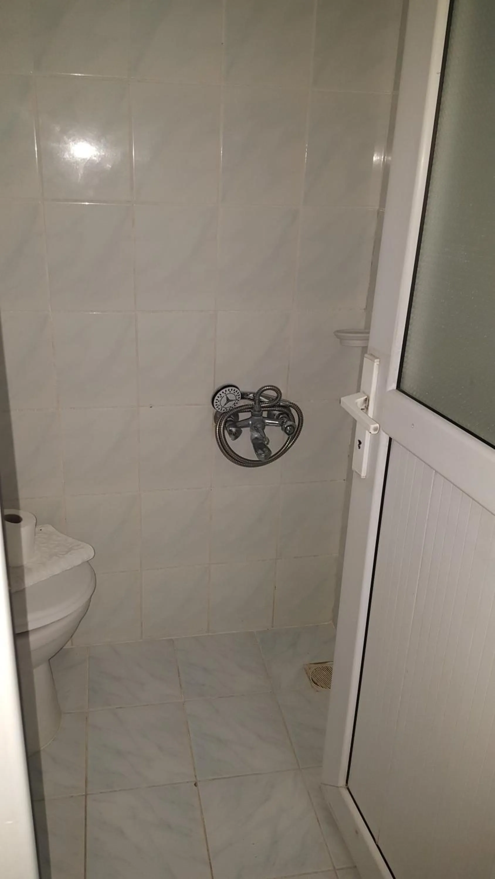 Shower in Hotel Berlin