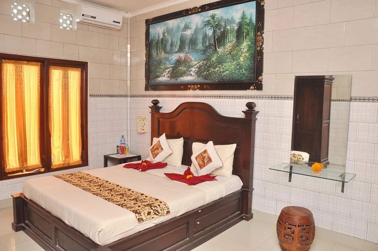 Bedroom, Bed in Astiti Guest House Salon and Spa
