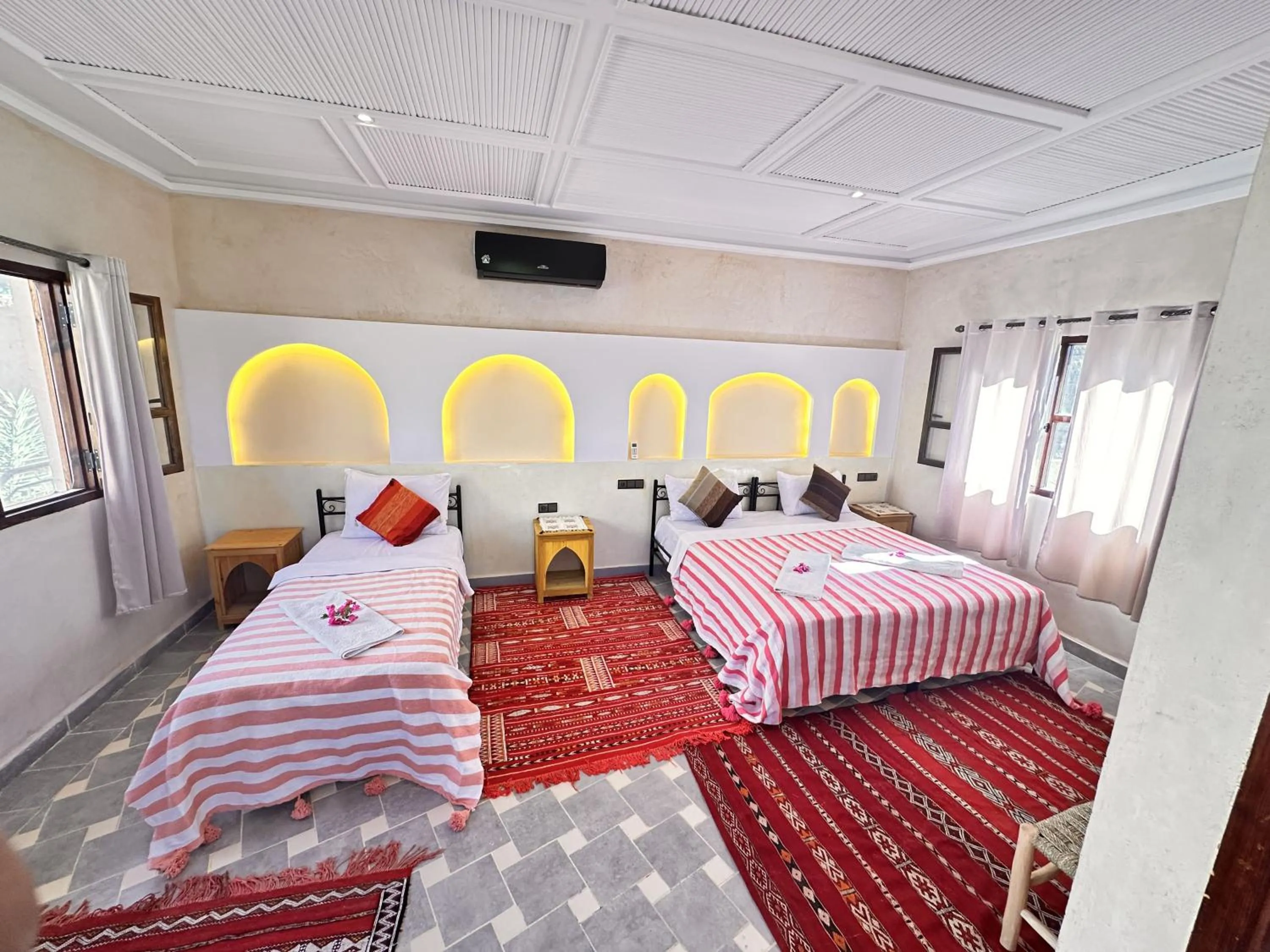 Bed in Oasis Tilogui-Luxury Hotel Restaurant and Desert Excursions In Zagora