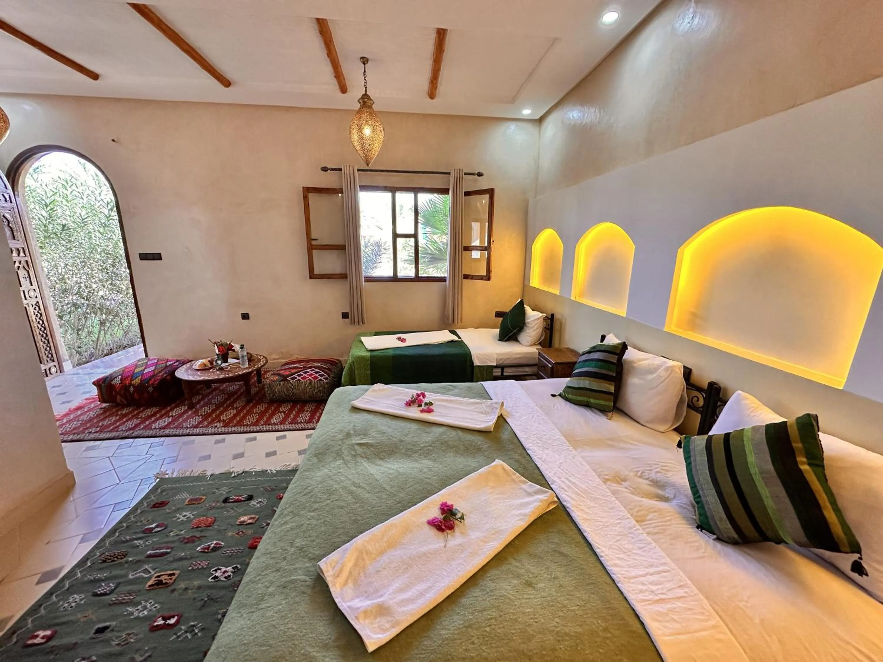 Bed in Oasis Tilogui-Luxury Hotel Restaurant and Desert Excursions In Zagora