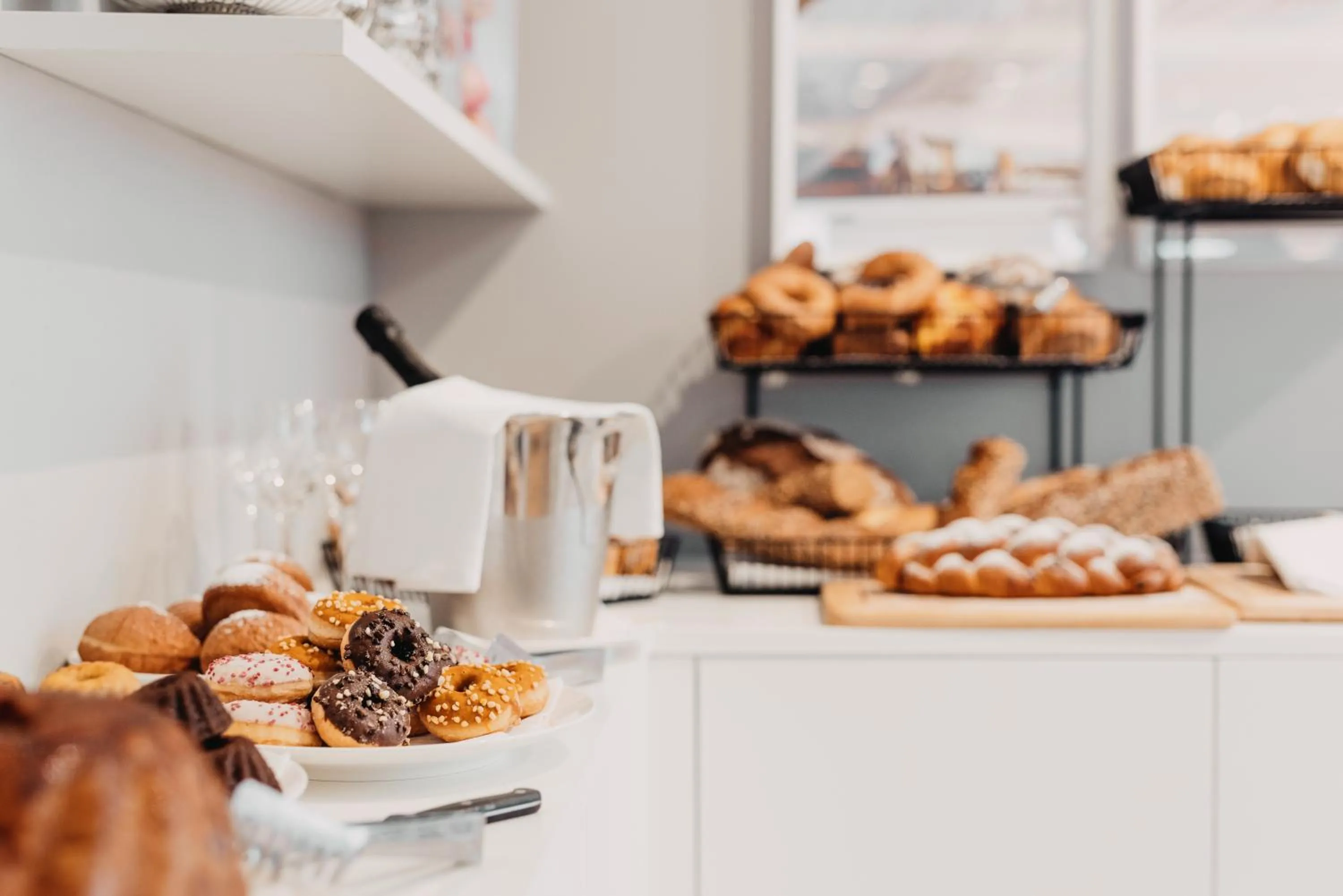 Breakfast in Seehotel Dr. Jilly