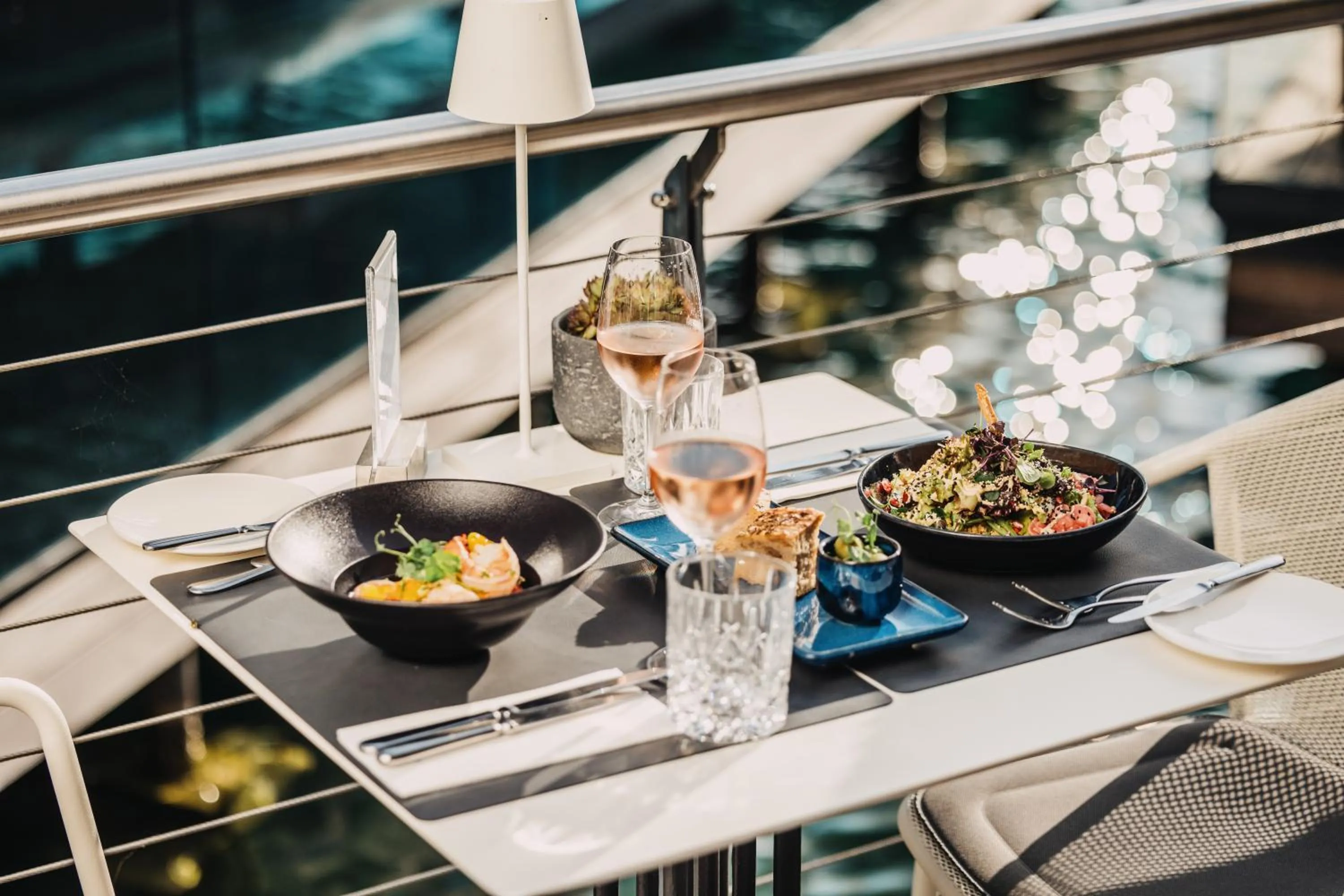 Restaurant/places to eat in Seehotel Dr. Jilly