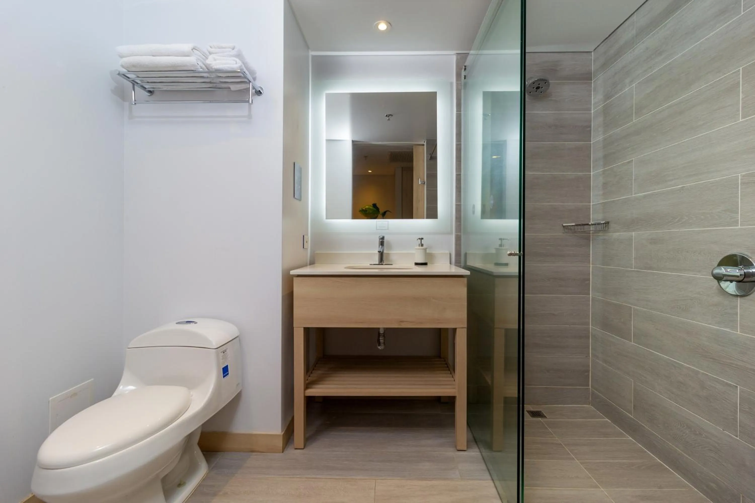 Bathroom in Aquamare Hotel