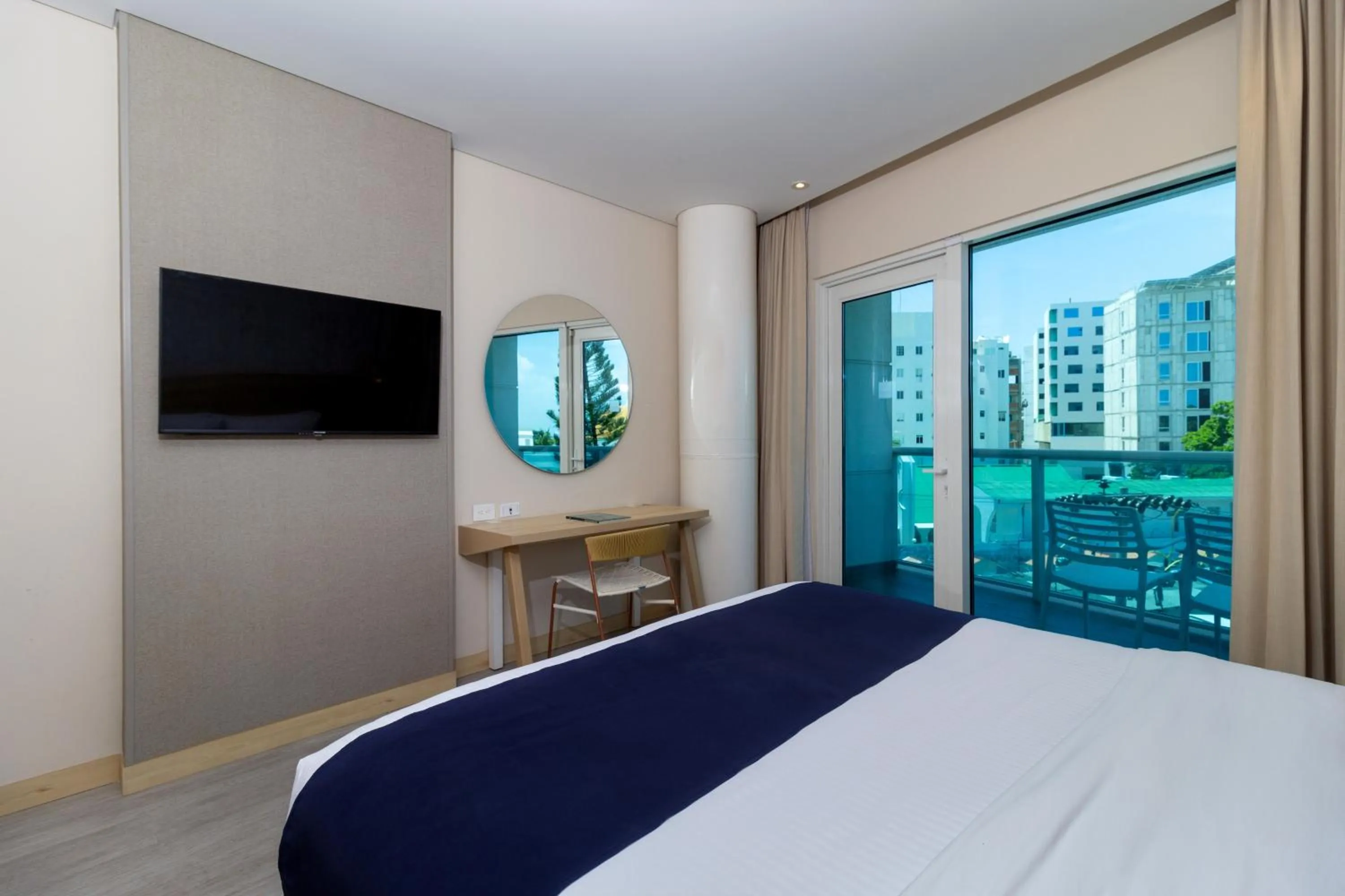 Bedroom, Bed in Aquamare Hotel