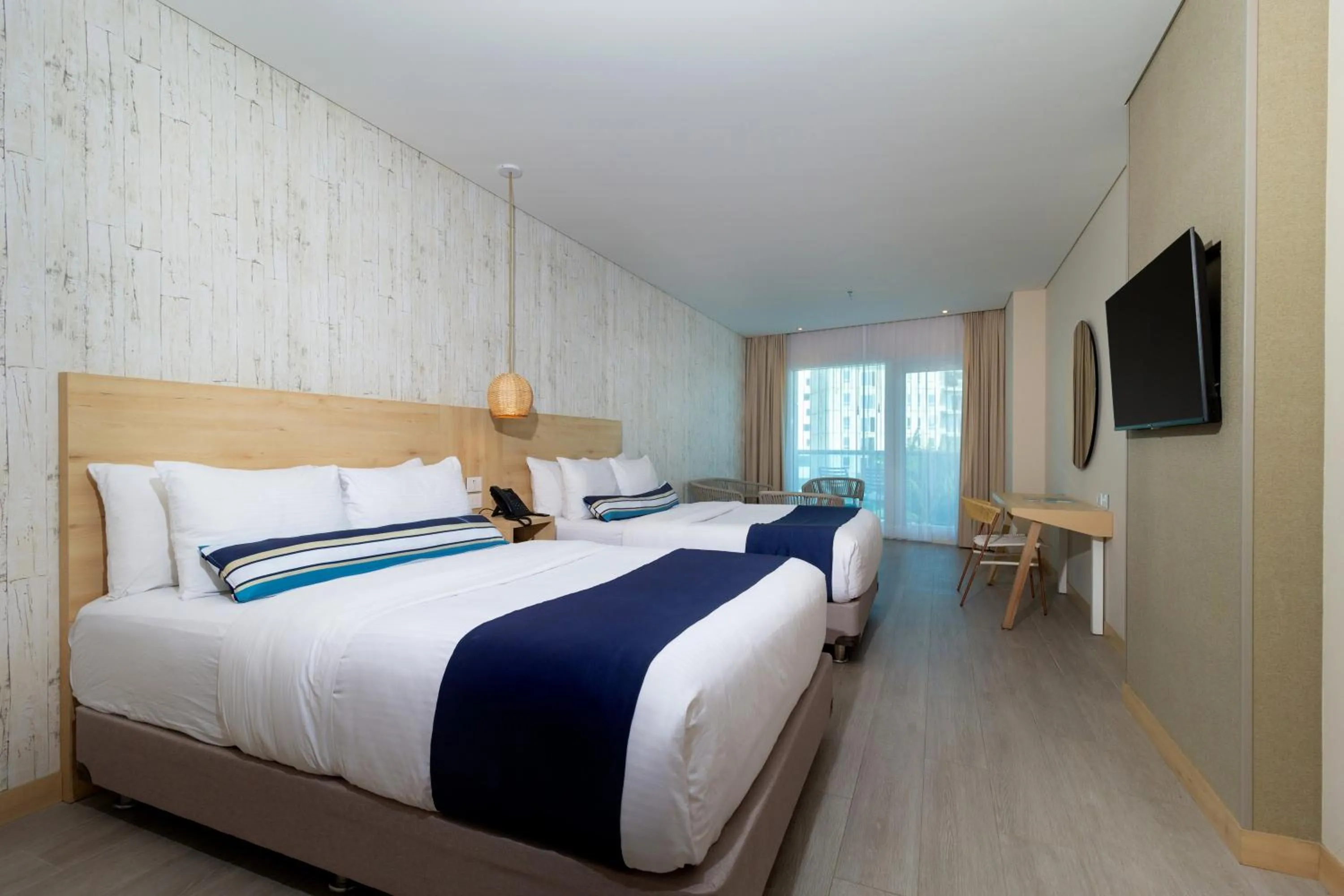 Bedroom, Bed in Aquamare Hotel