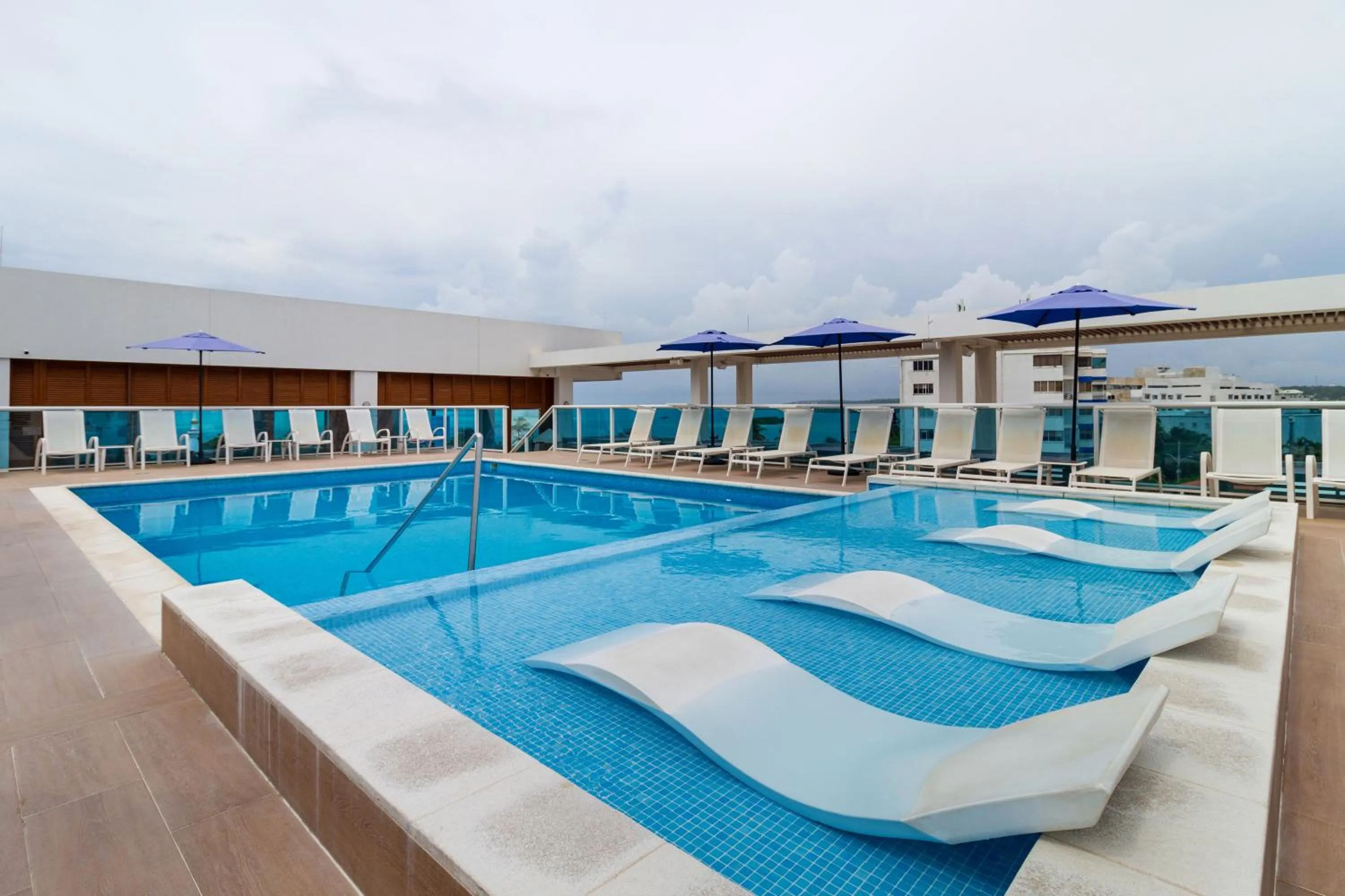 Swimming pool in Aquamare Hotel