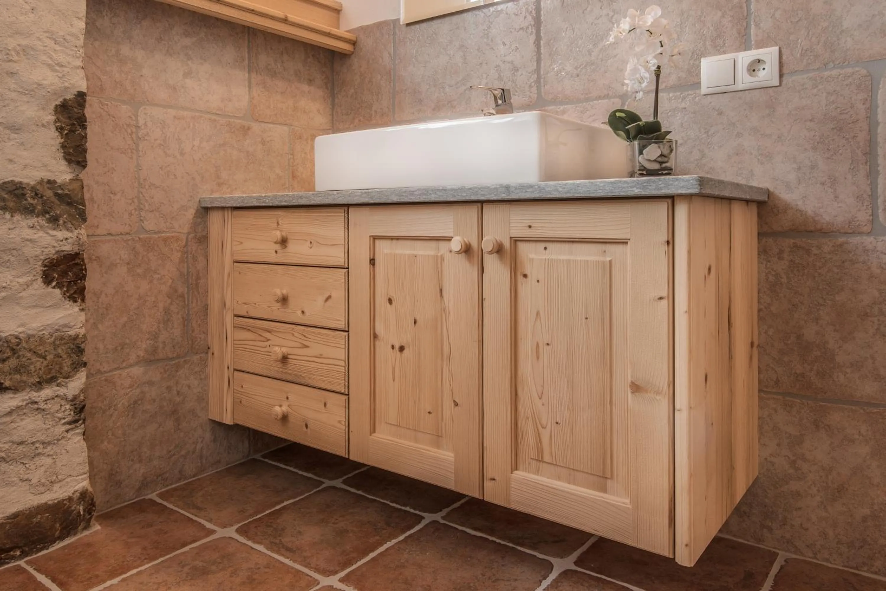 Decorative detail in B&B Ciastel