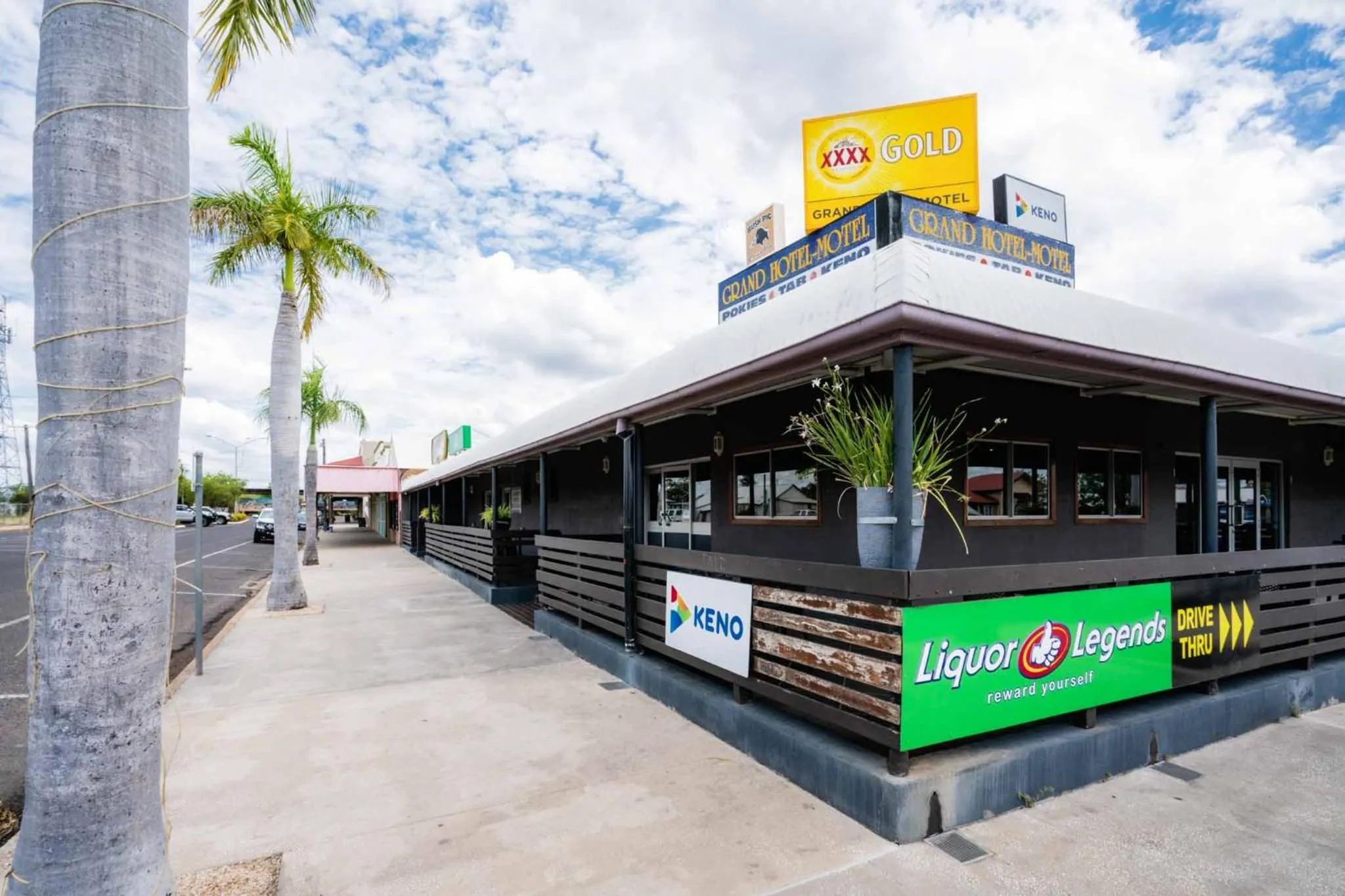 Property building in Grand Hotel Motel