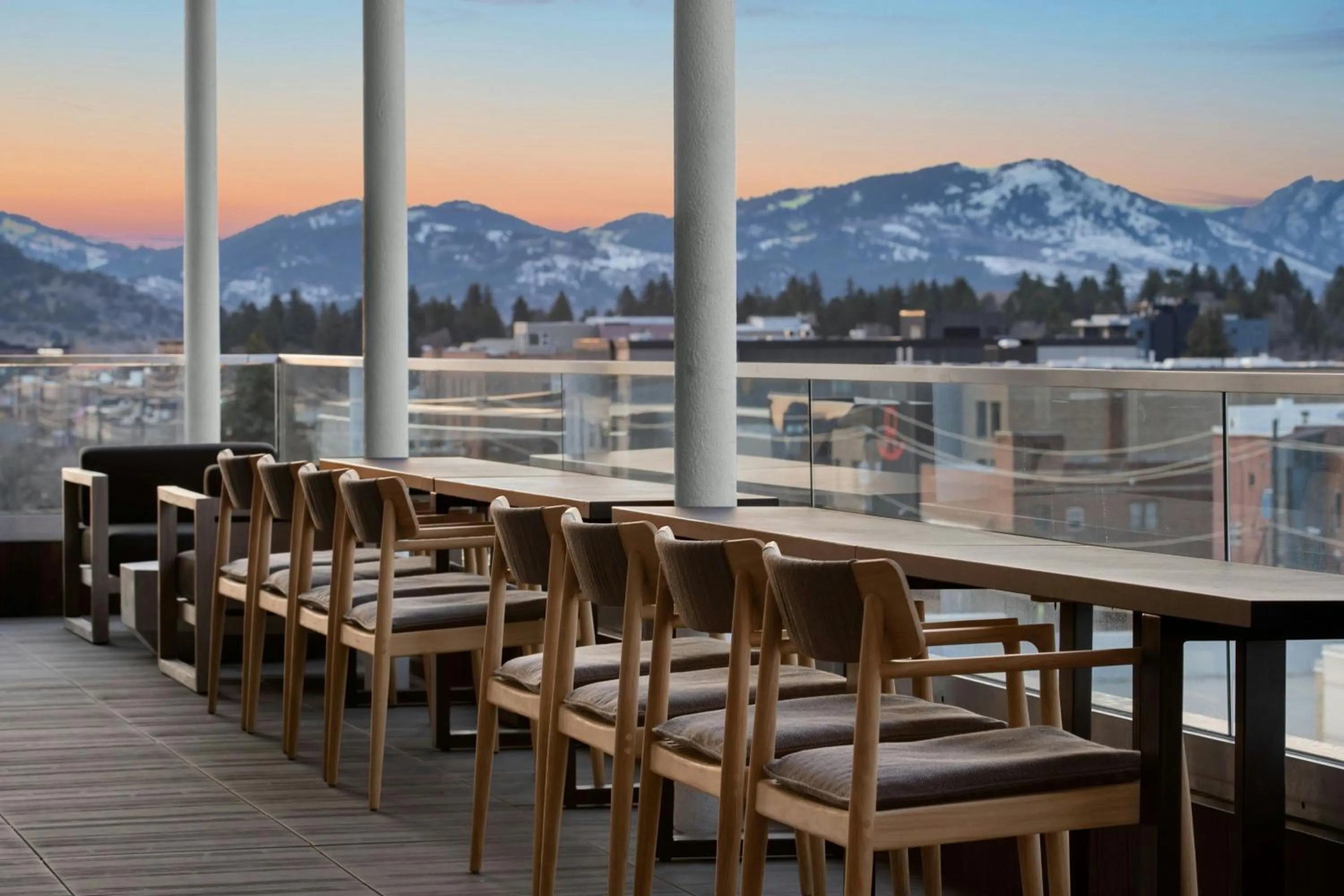 Lounge or bar in AC Hotel by Marriott Bozeman Downtown