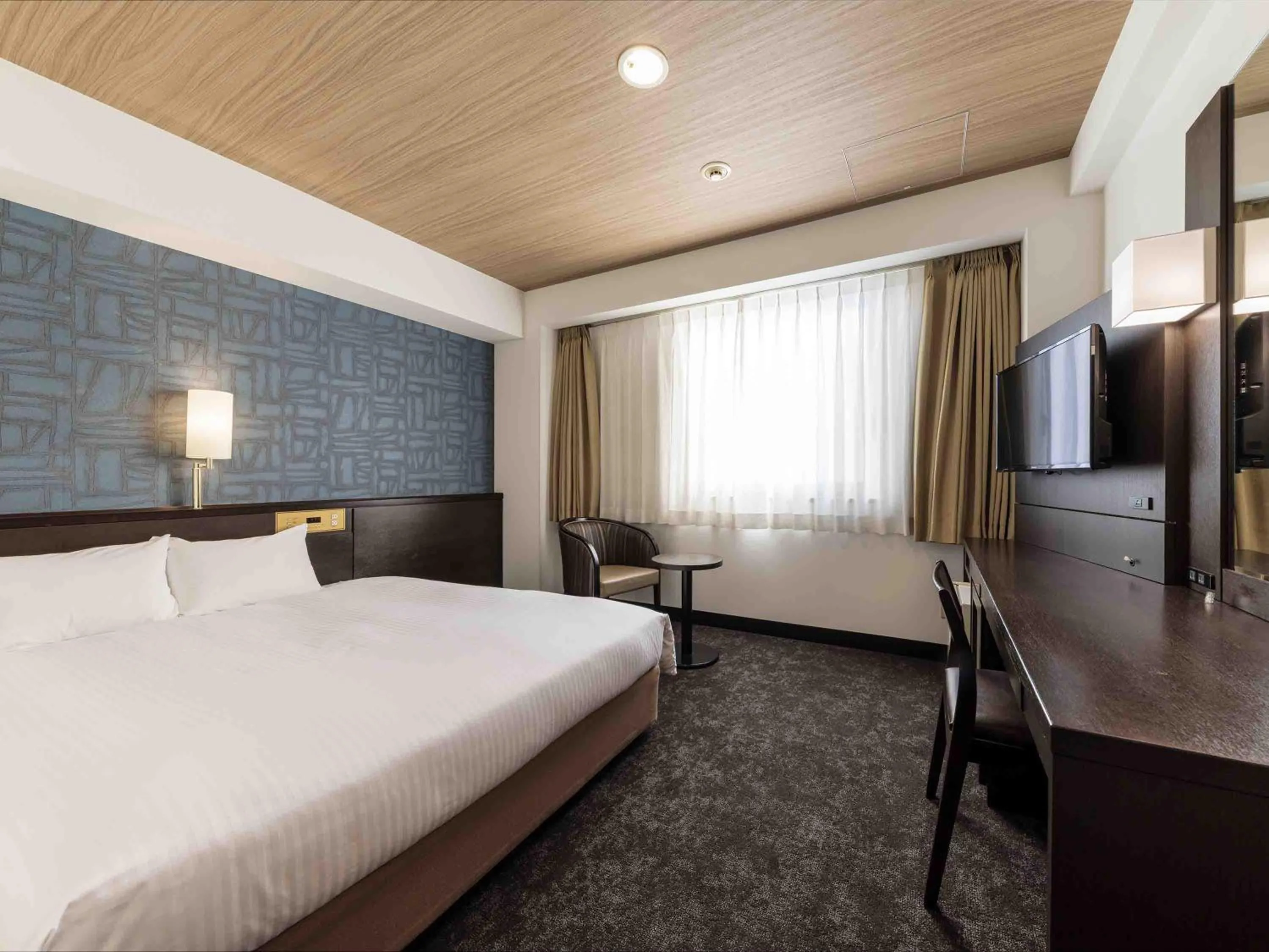 Bedroom, Bed in Nishitetsu Inn Kochi Harimayabashi