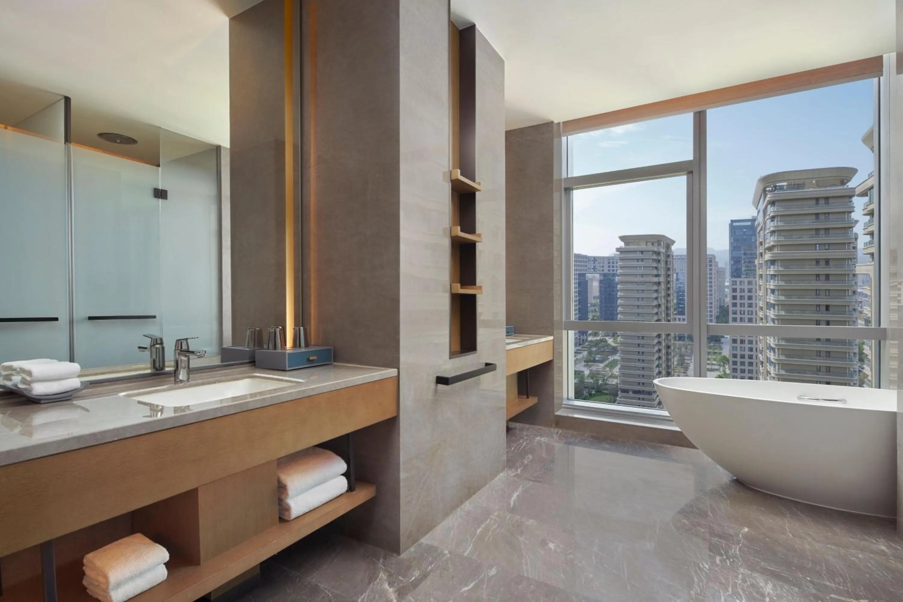 Bathroom in Courtyard by Marriott Wenzhou Yueqing